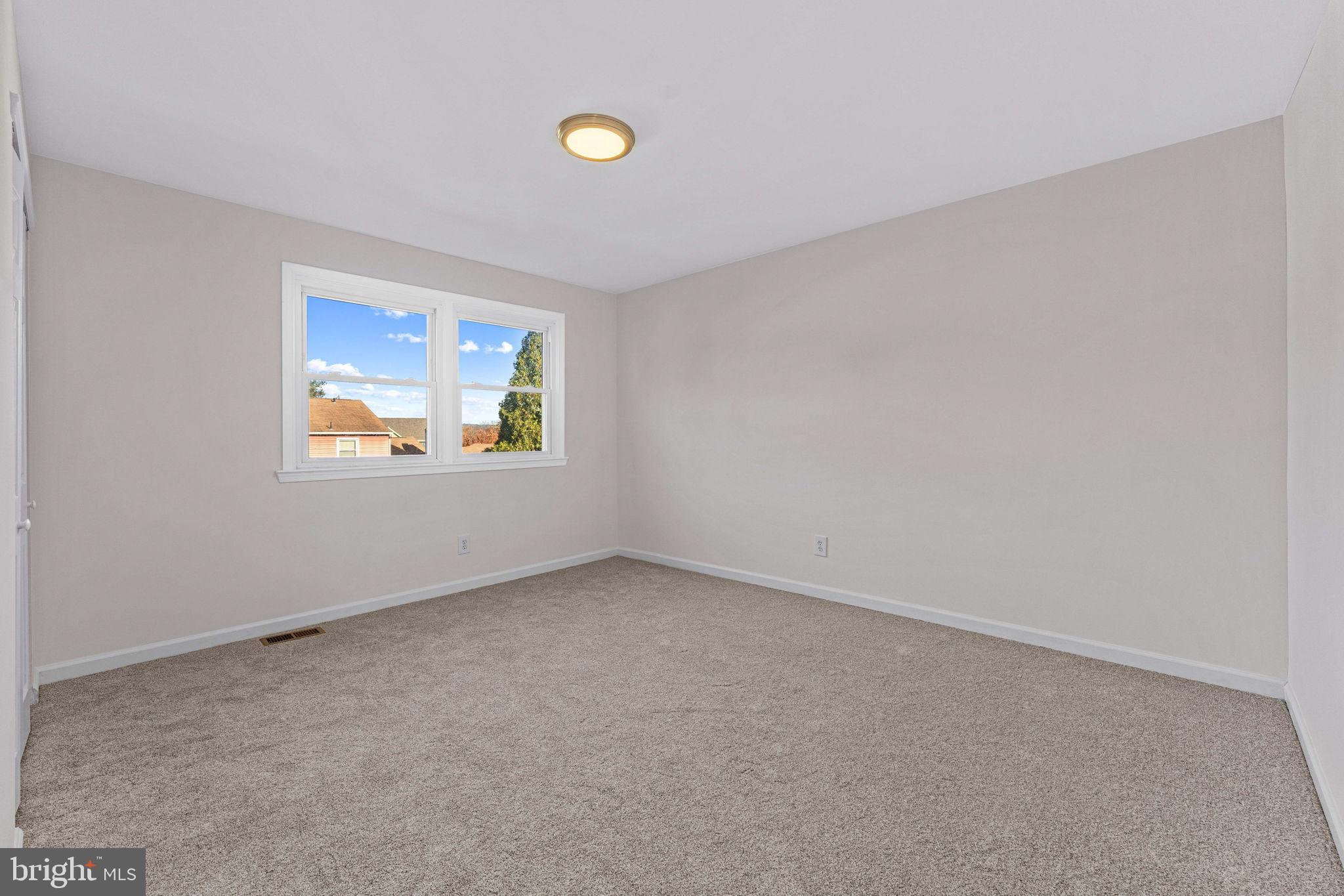 ROCKY MDWS - Residential