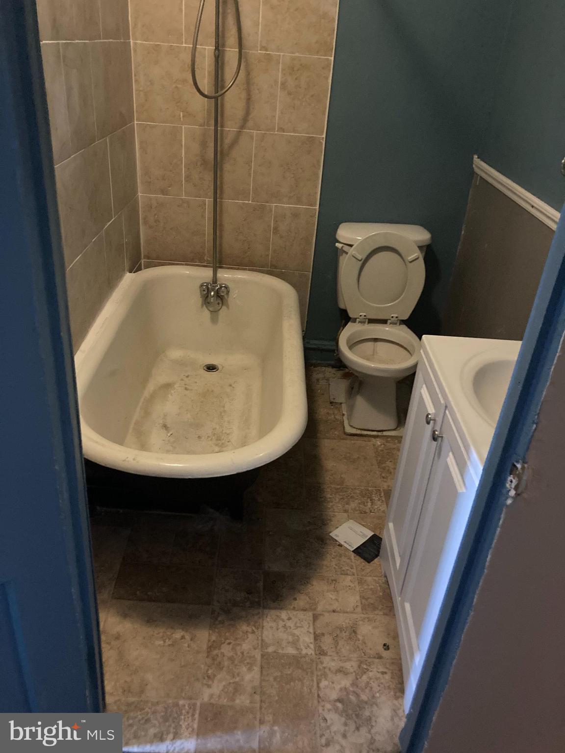 MONDAWMIN - Residential