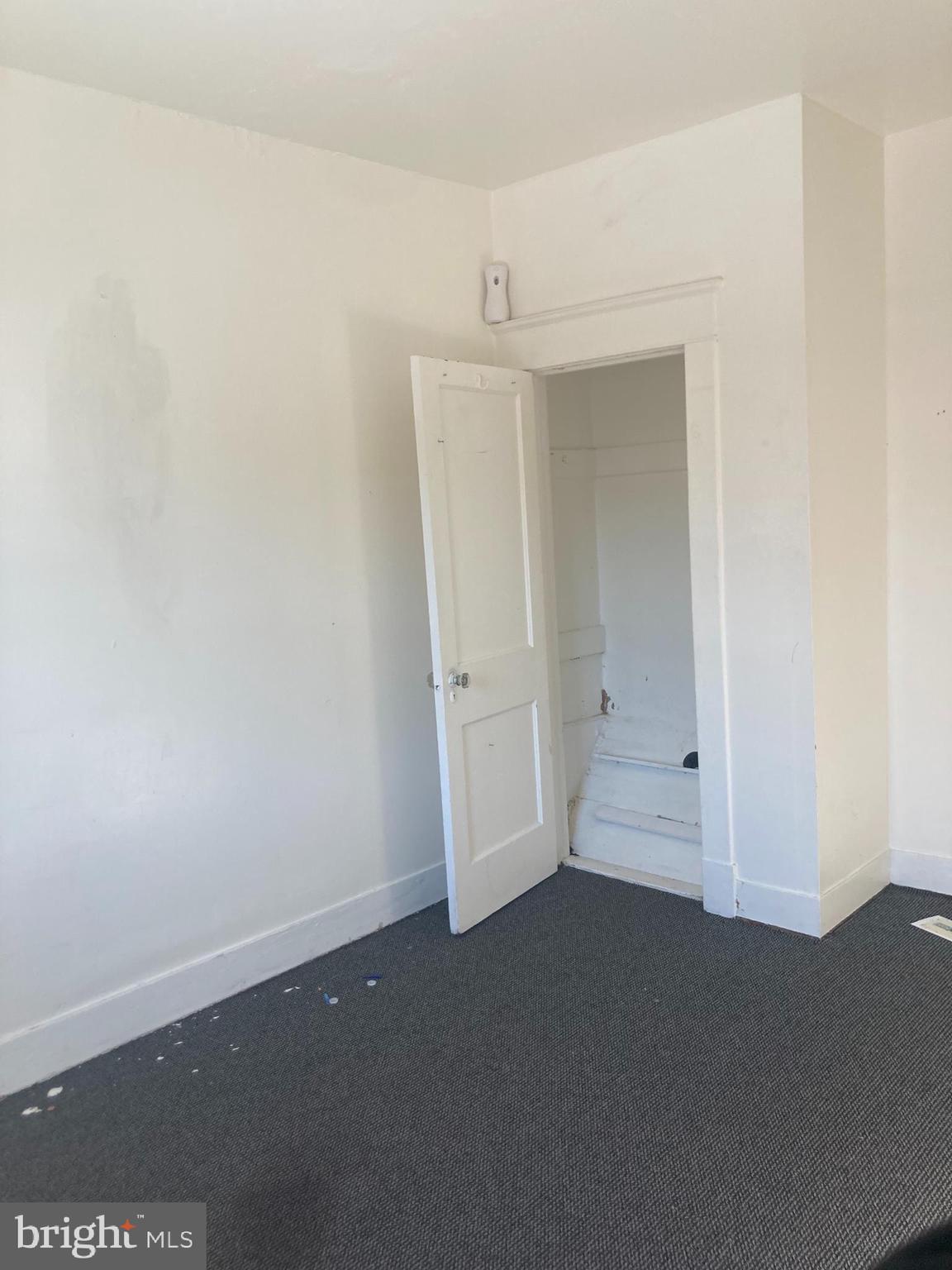 MONDAWMIN - Residential