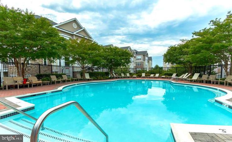 STRATFORD CLUB - Residential