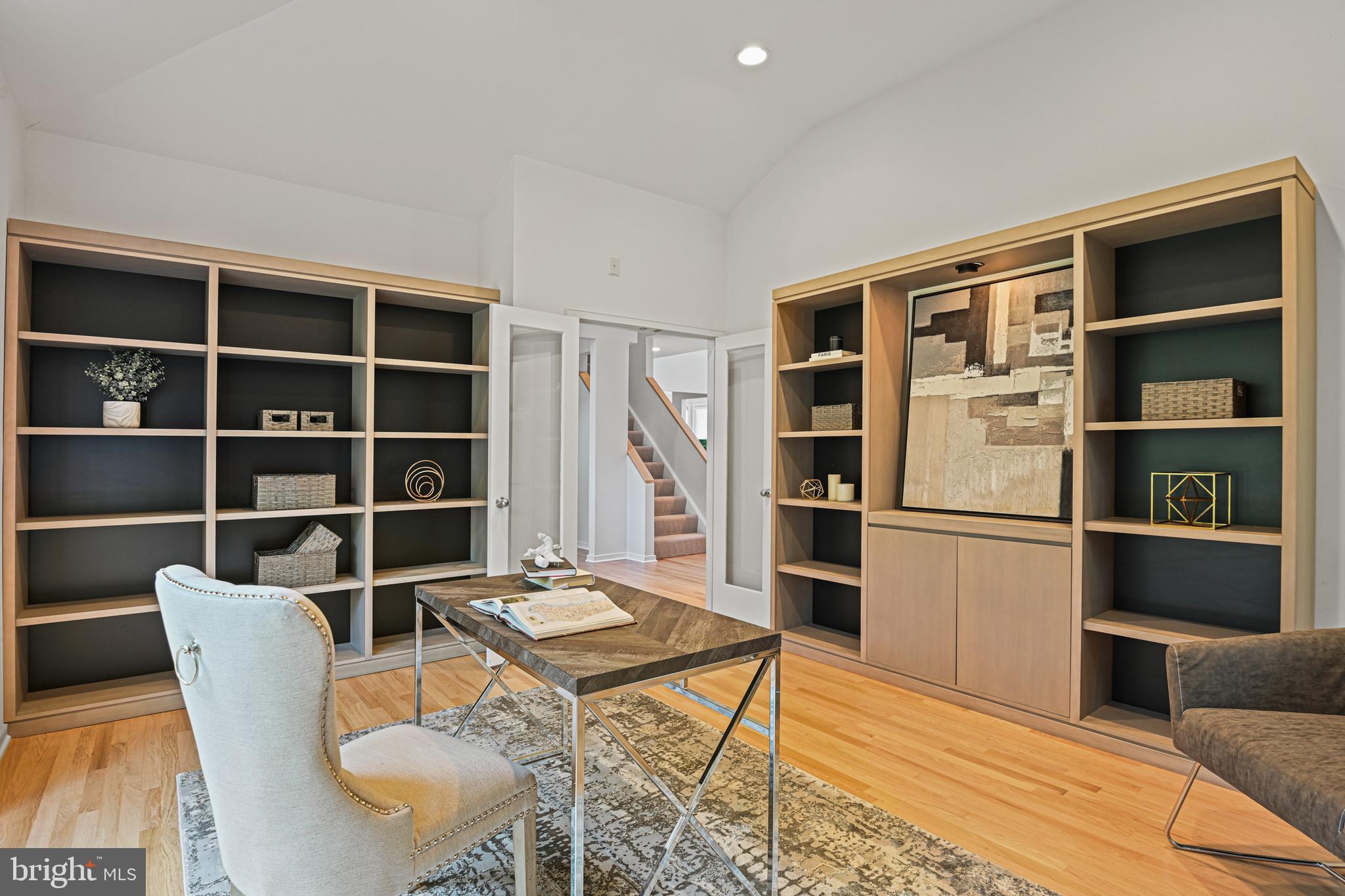 RESTON - Residential