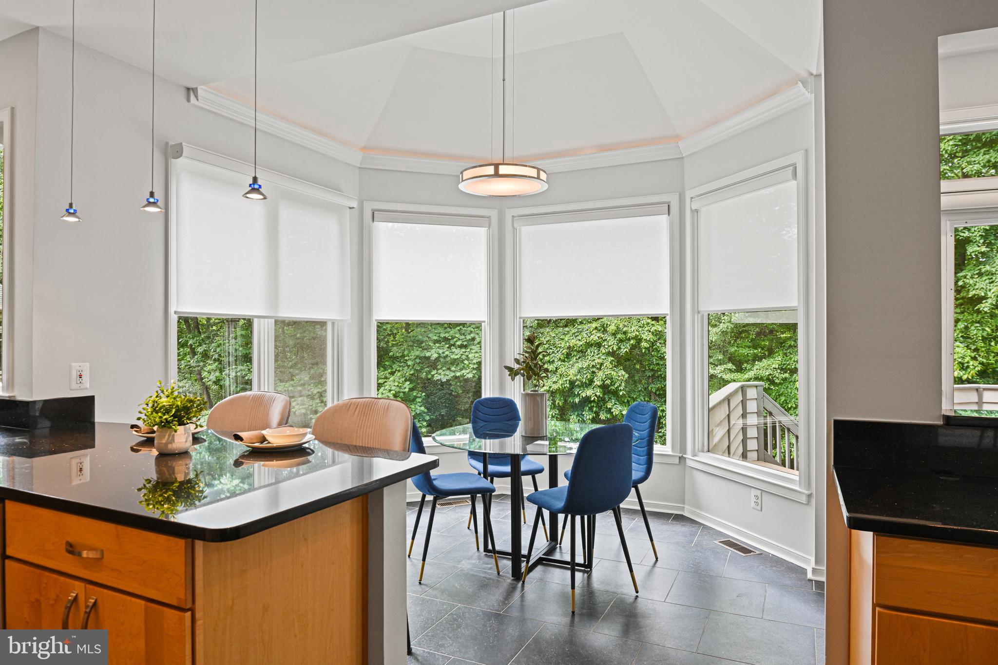 RESTON - Residential