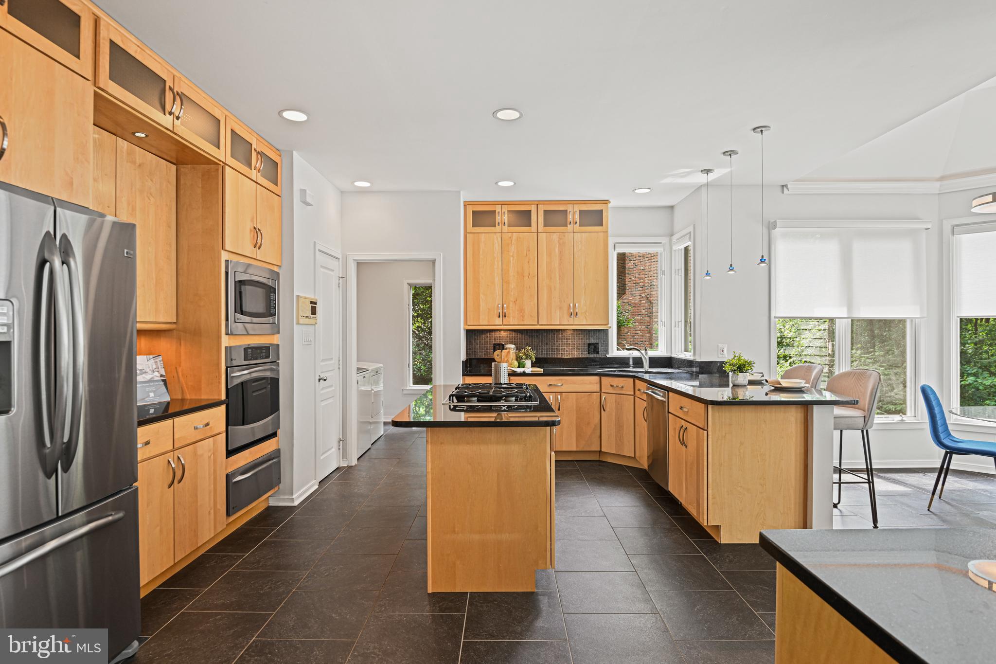 RESTON - Residential