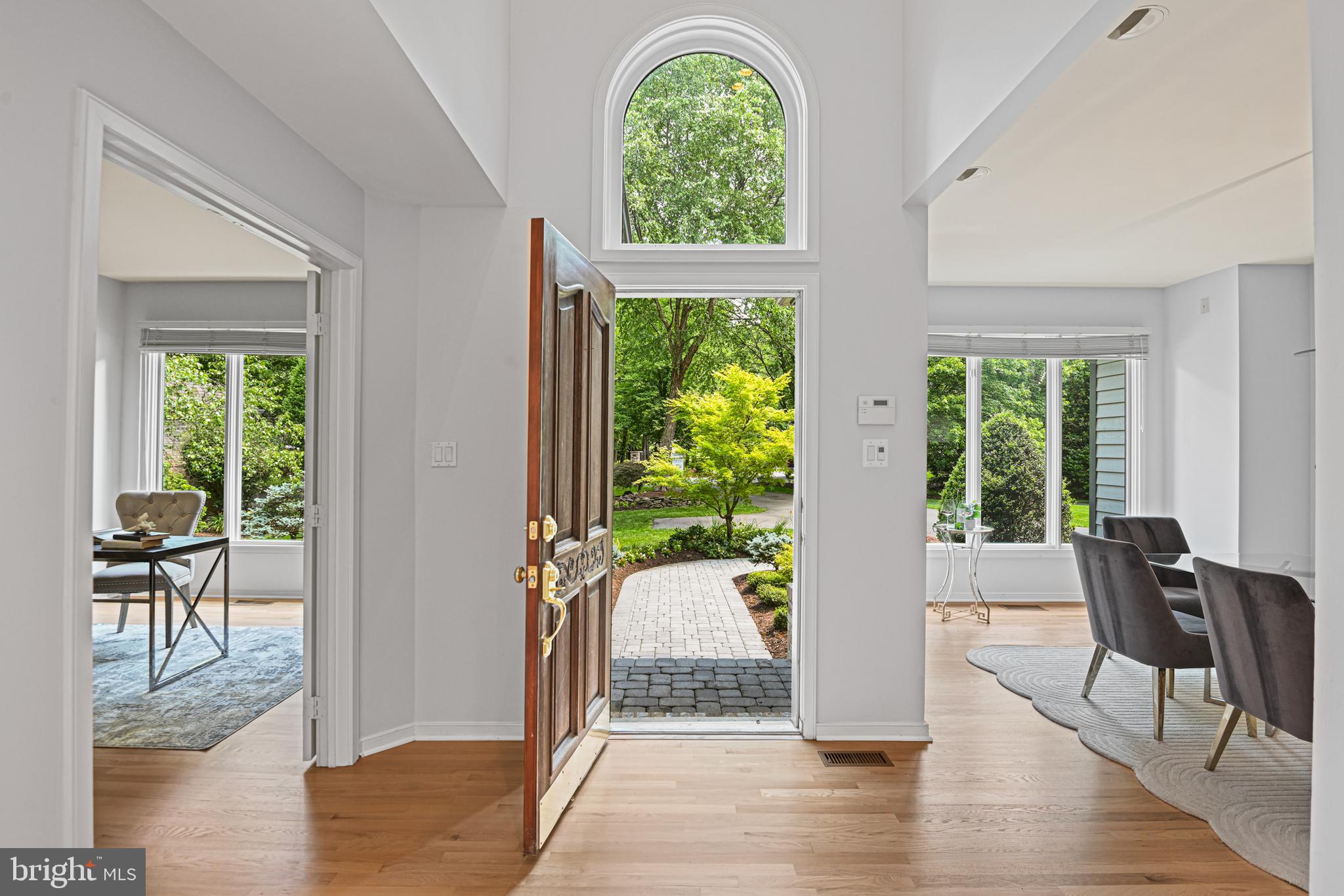 RESTON - Residential