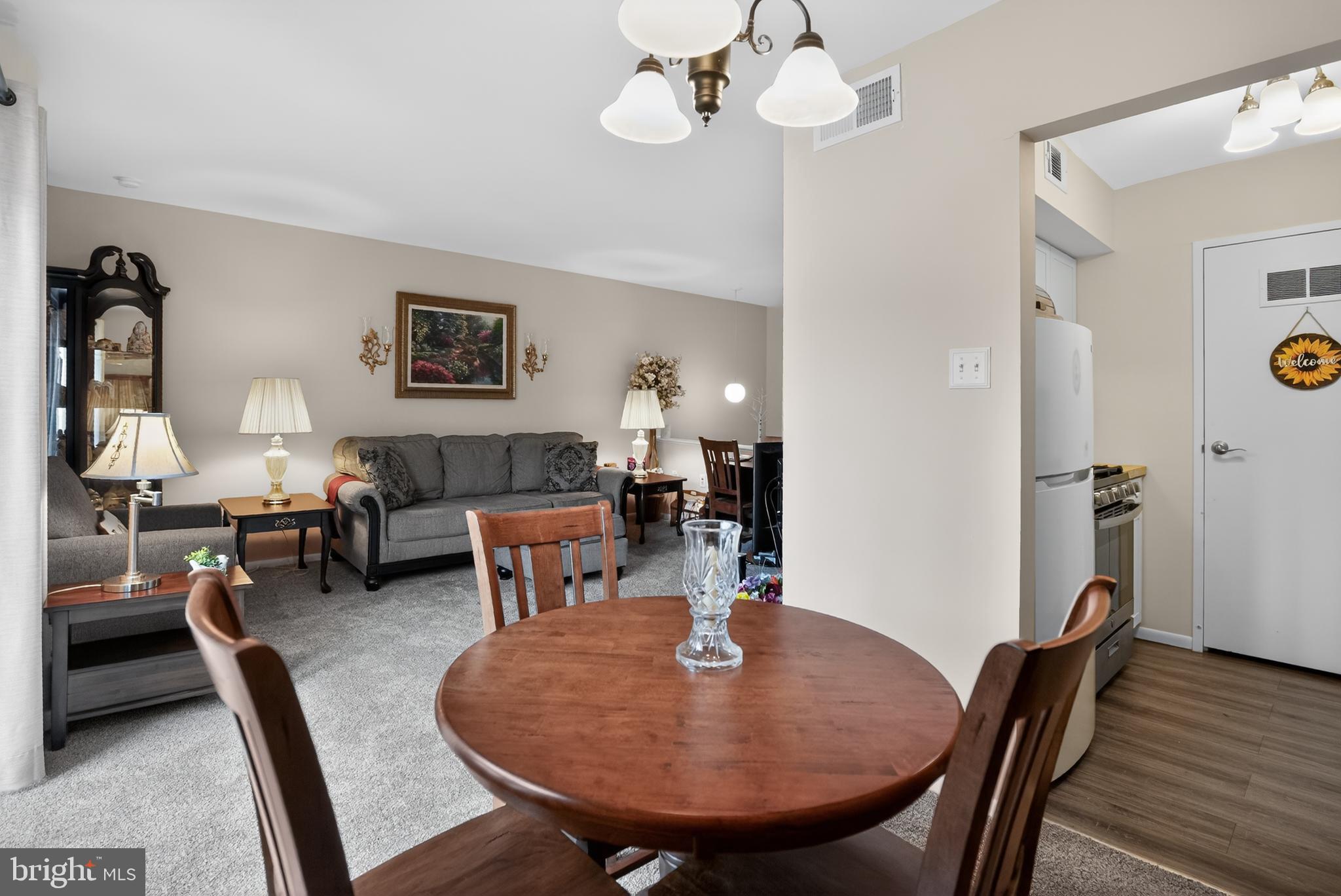 PAINTERS CROSSING - Residential