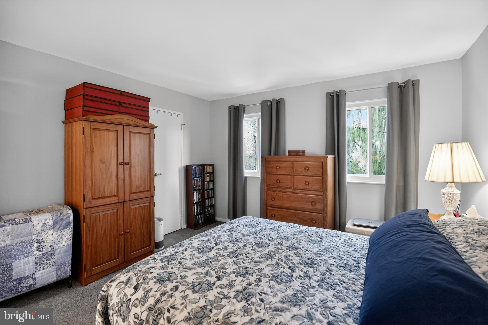 PAINTERS CROSSING - Residential