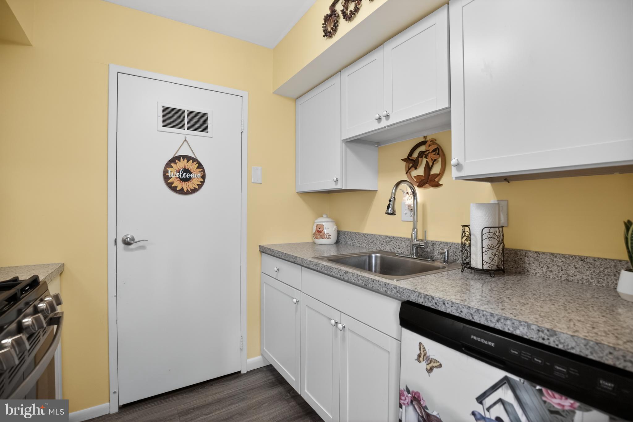 PAINTERS CROSSING - Residential