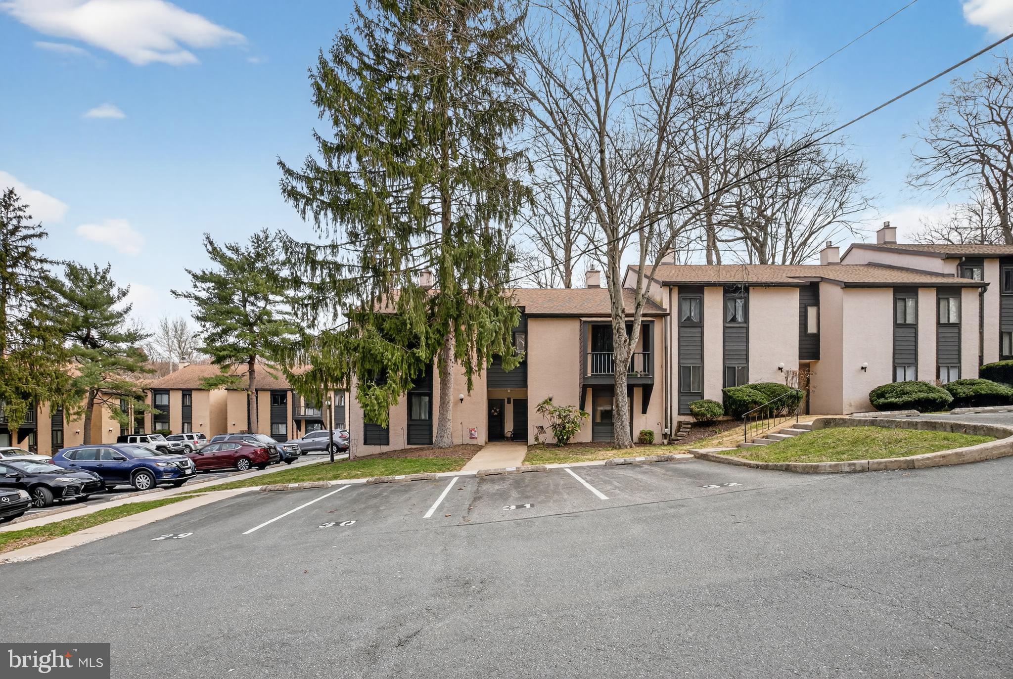 PAINTERS CROSSING - Residential