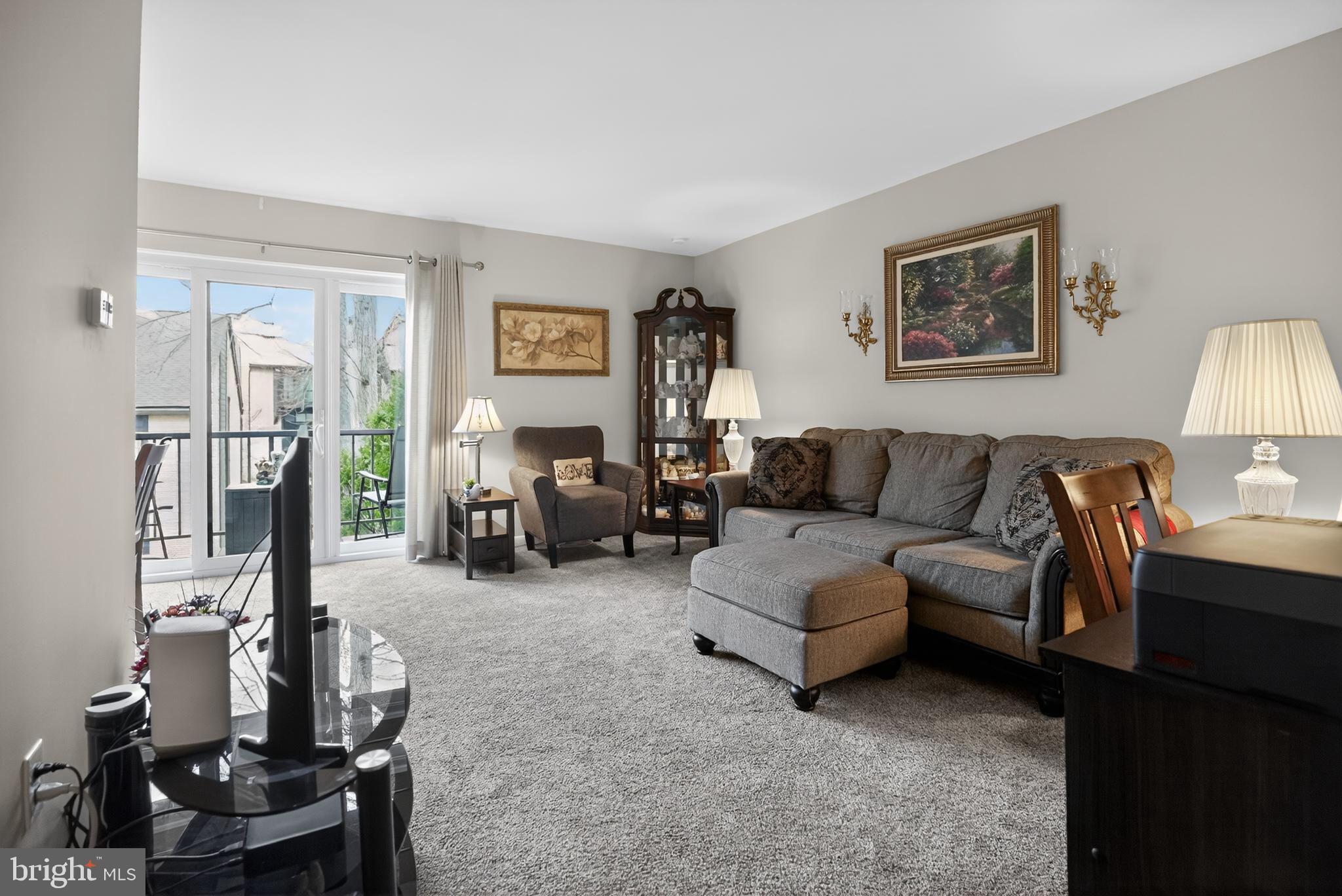 PAINTERS CROSSING - Residential