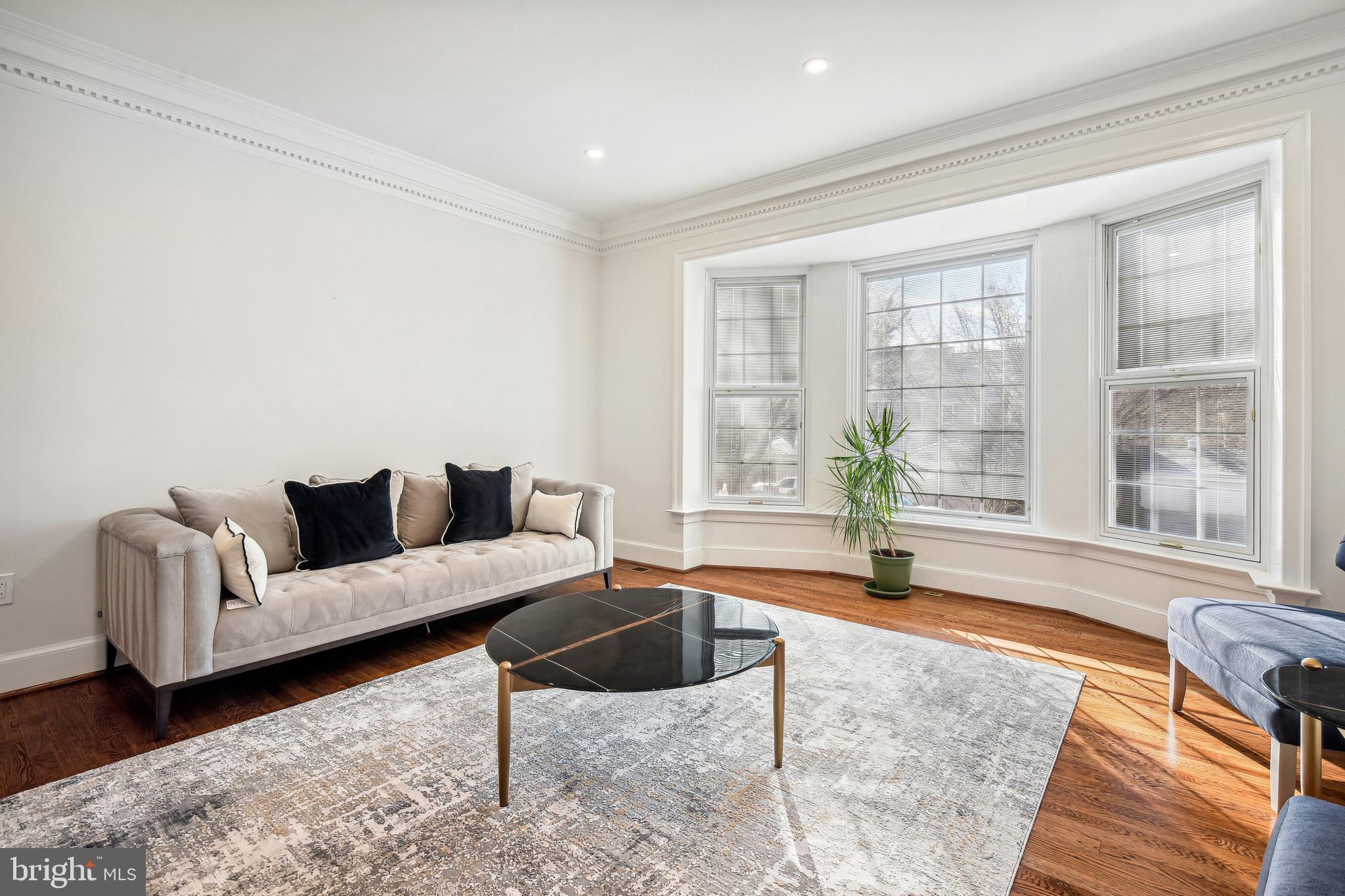 RIVERHILL - Residential Lease