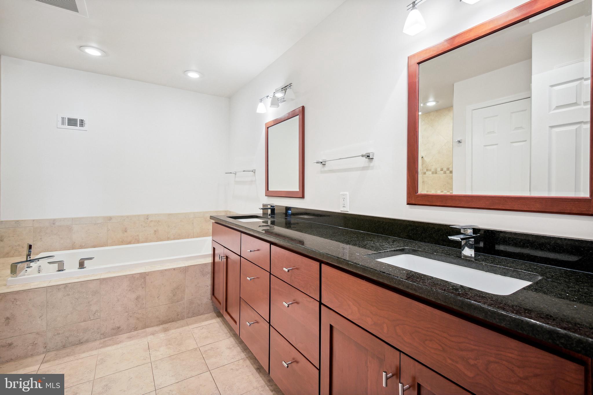 RIVERHILL - Residential Lease