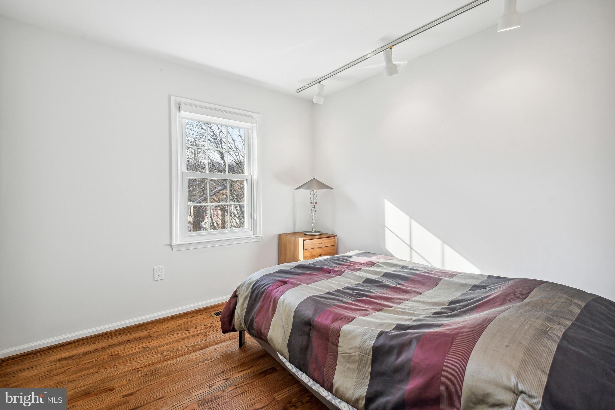 RIVERHILL - Residential Lease