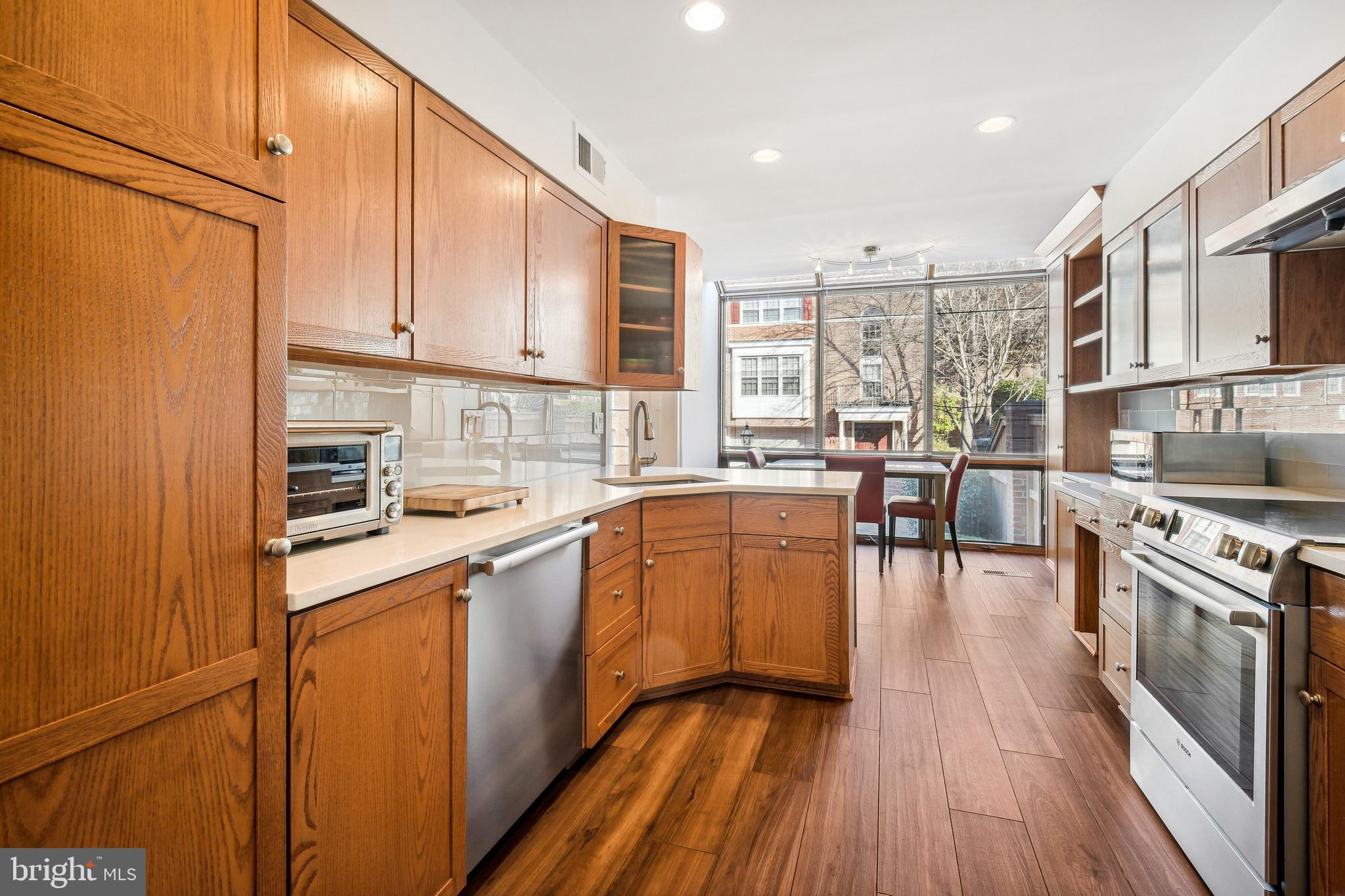 RIVERHILL - Residential Lease