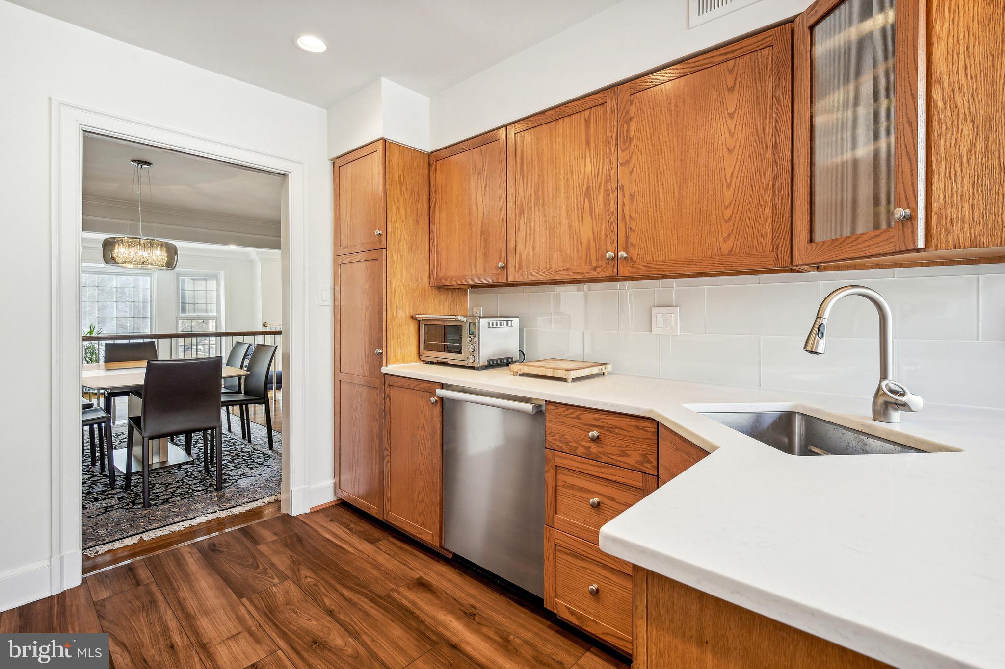 RIVERHILL - Residential Lease