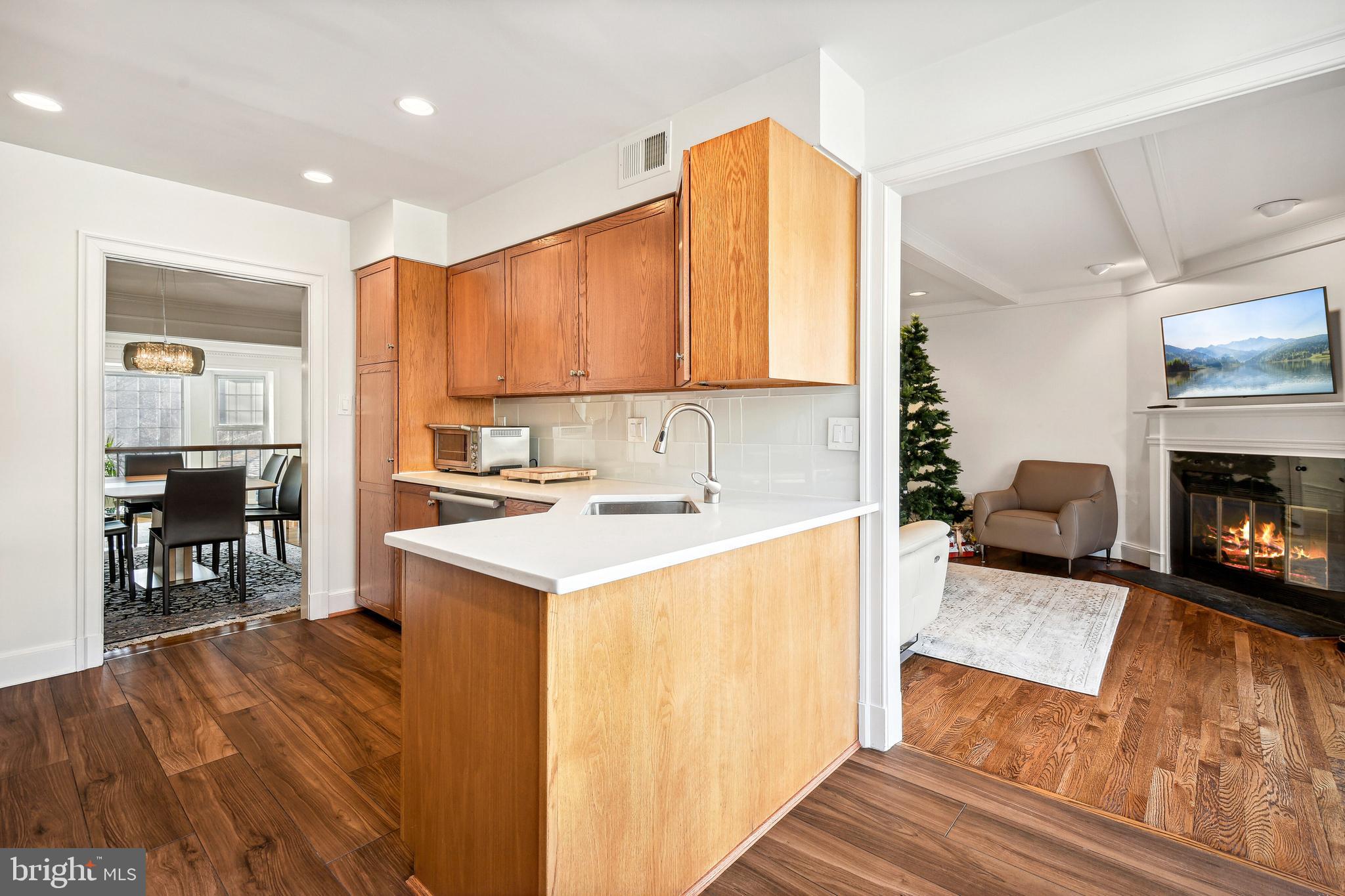 RIVERHILL - Residential Lease