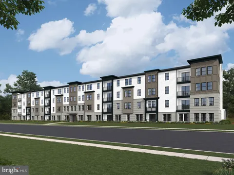 23640 Bolton Crescent Terrace Unit 13-204, Ashburn, VA 20148 - MLS#: VALO2089262