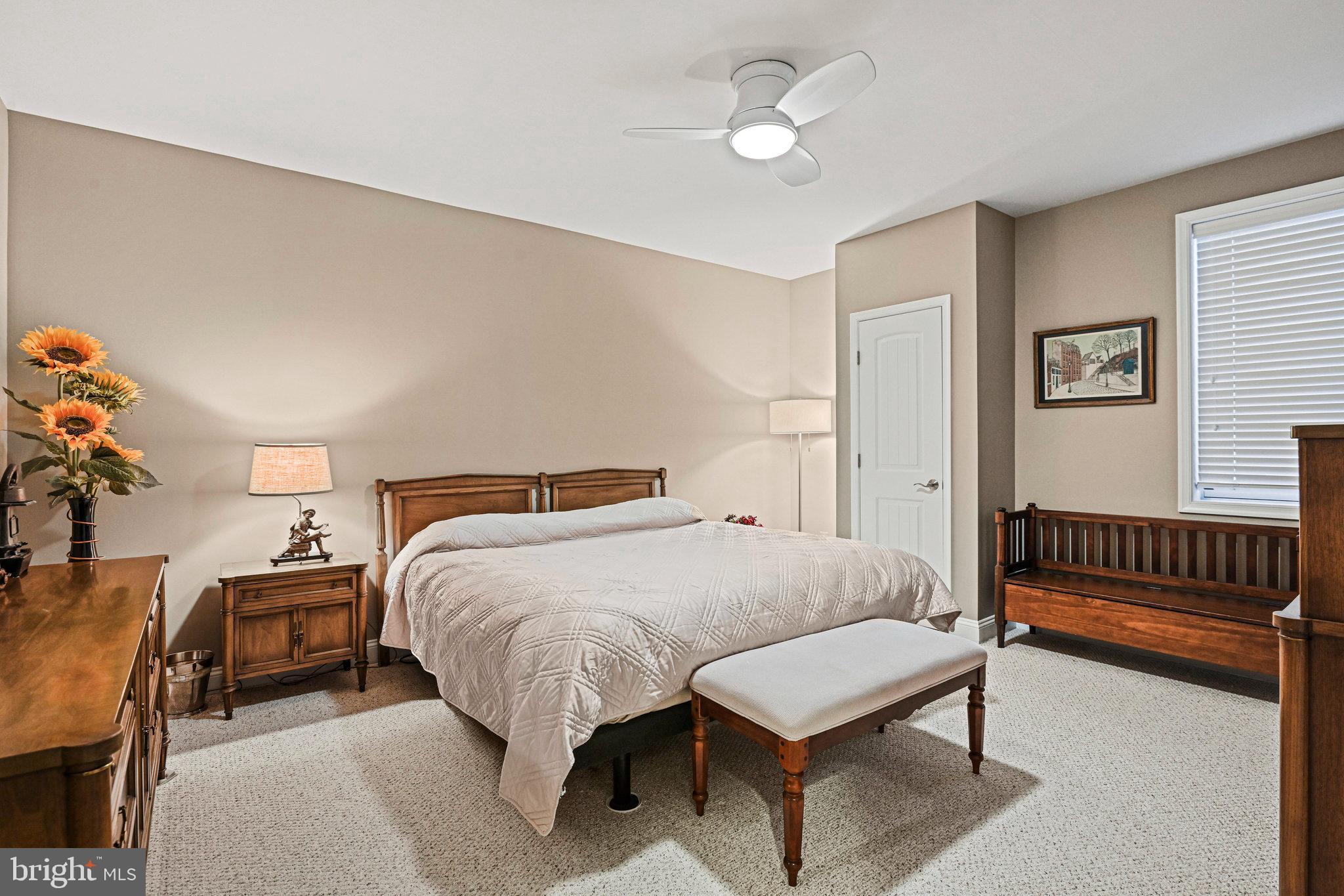 KINGCREST - Residential