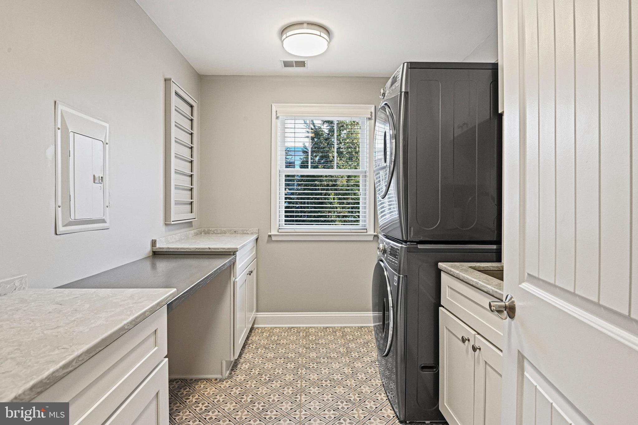 KINGCREST - Residential