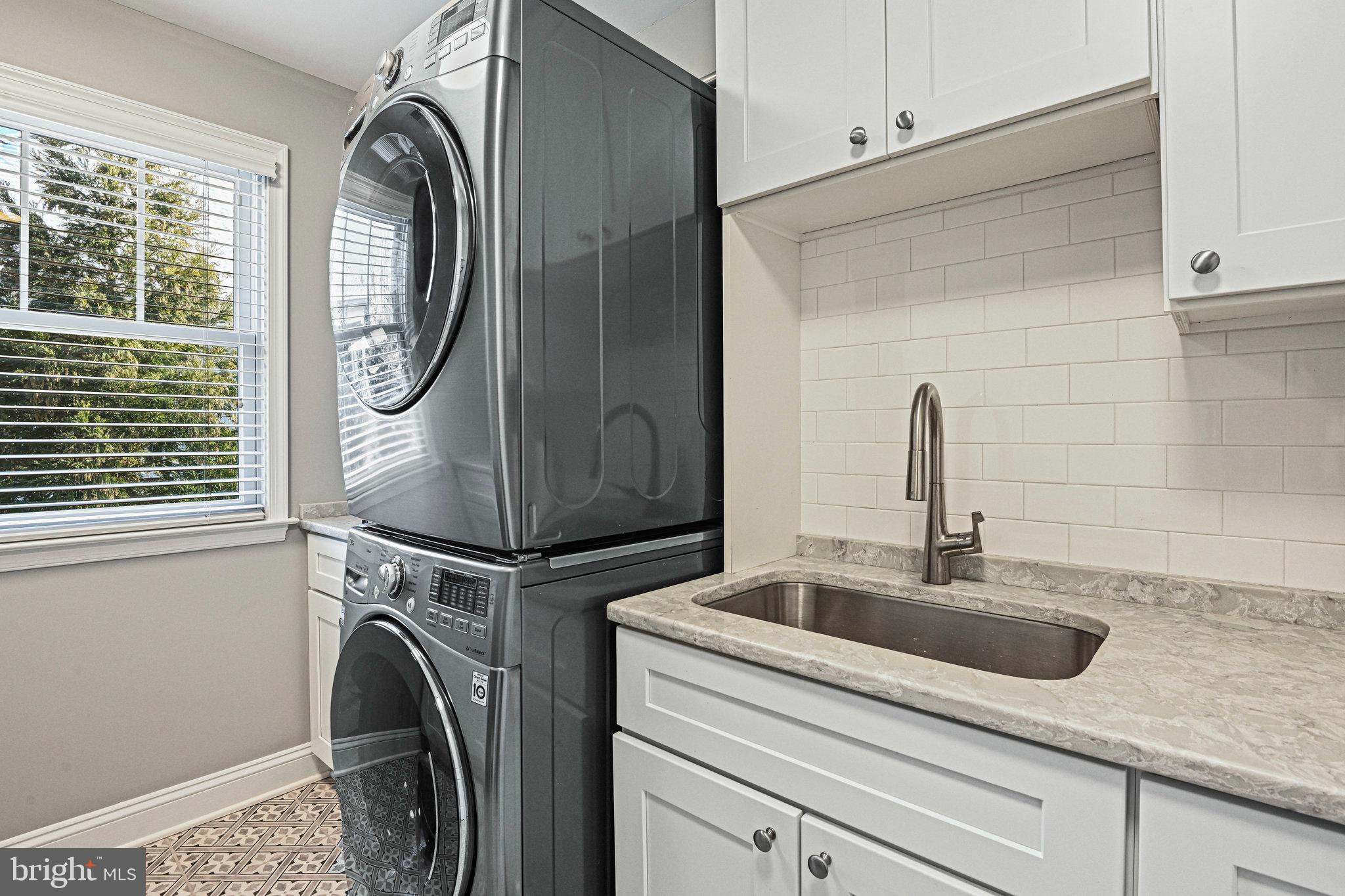 KINGCREST - Residential