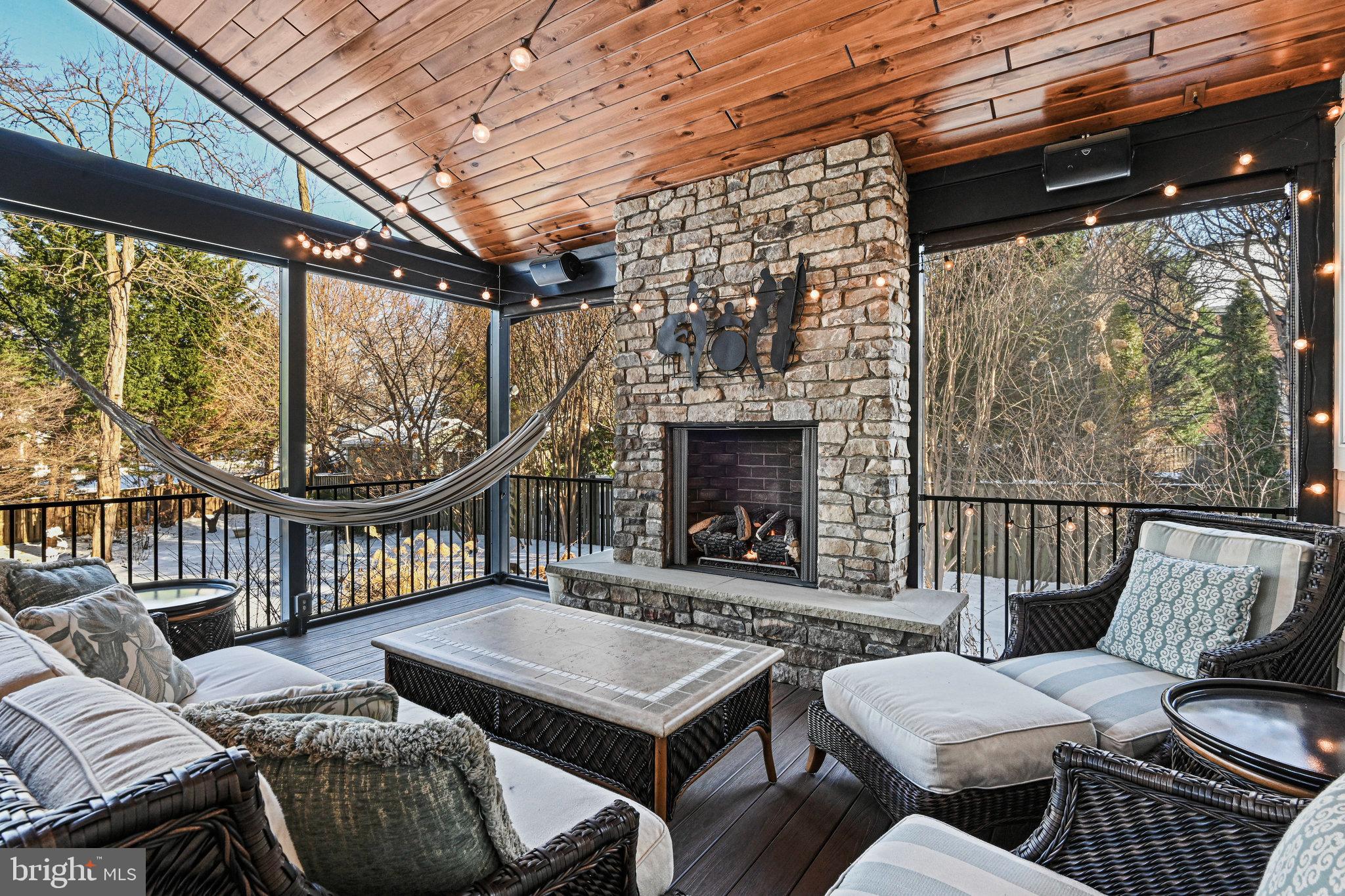 KINGCREST - Residential