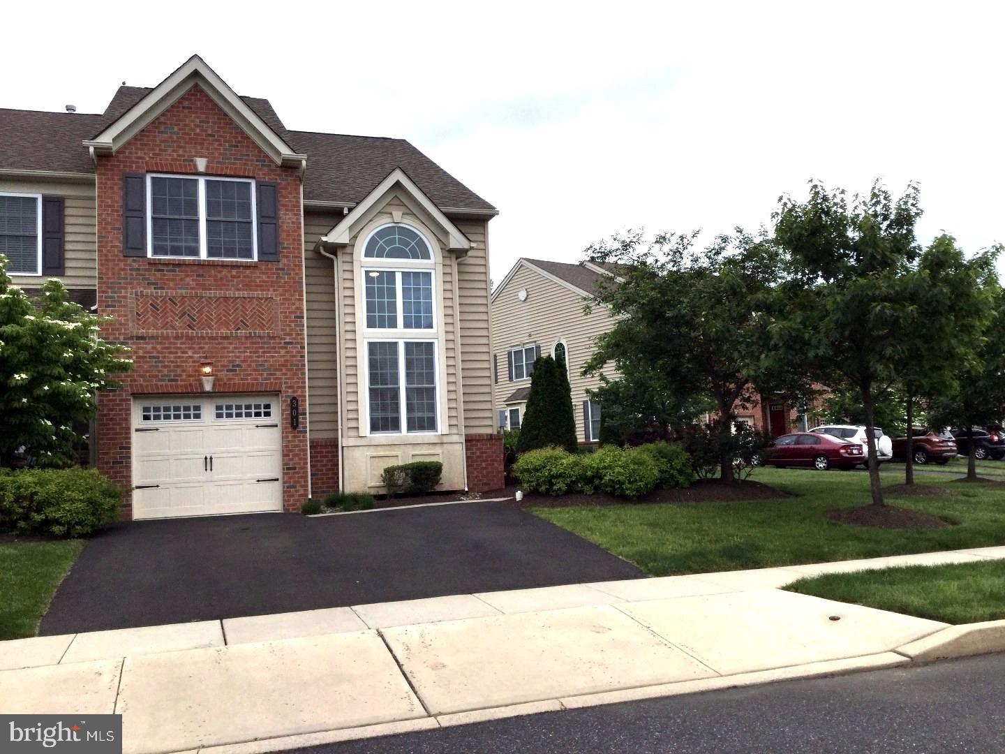 STURBRIDGE VILLAGE - Residential