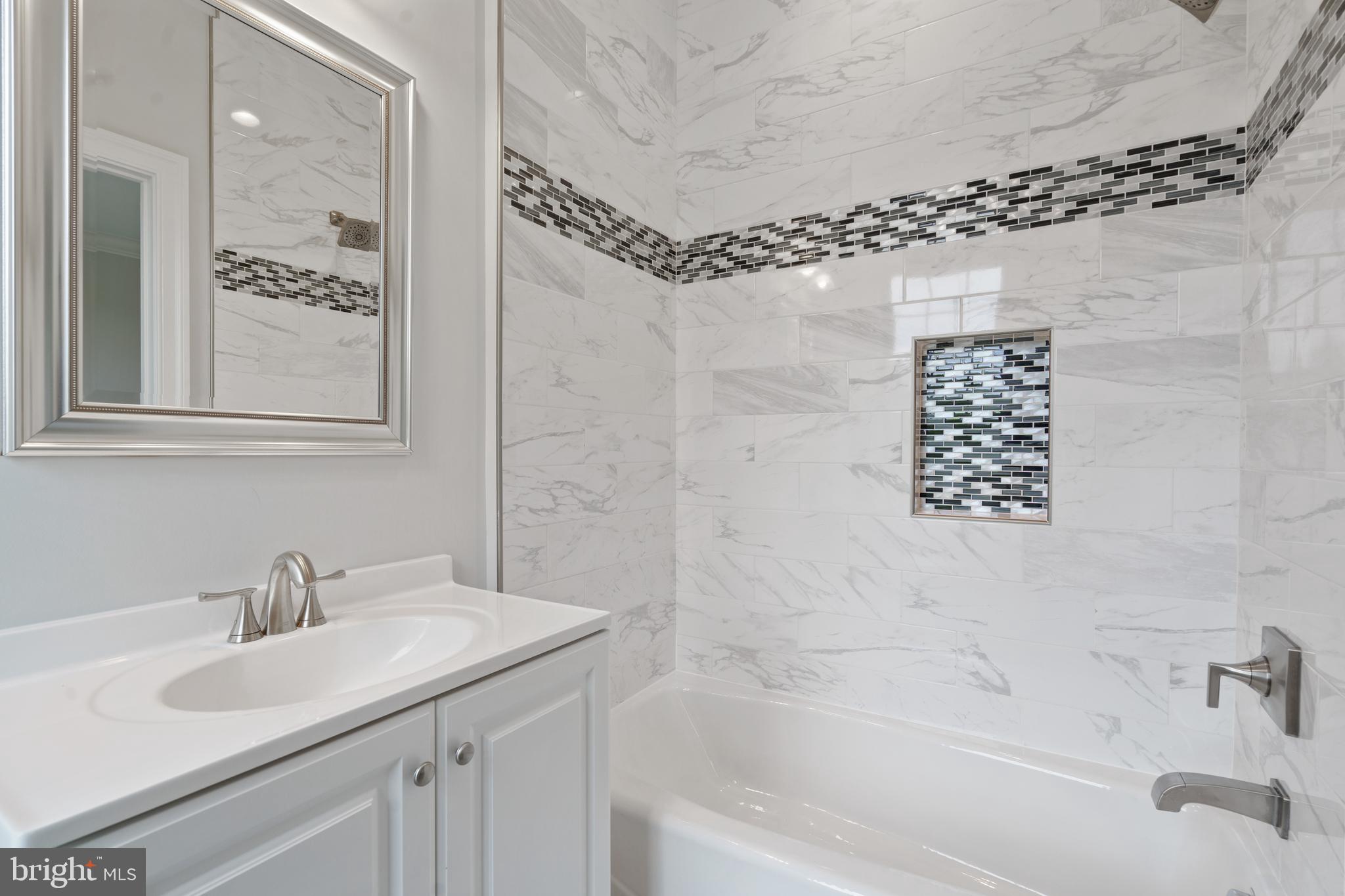 COLVIN MILL RUN - Residential