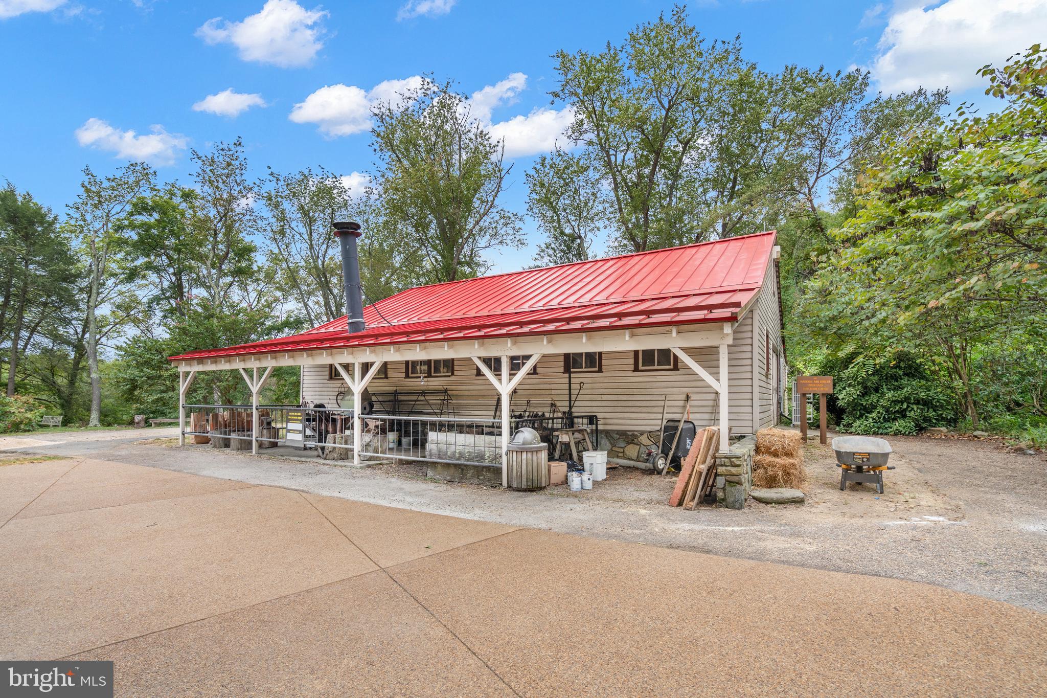 COLVIN MILL RUN - Residential