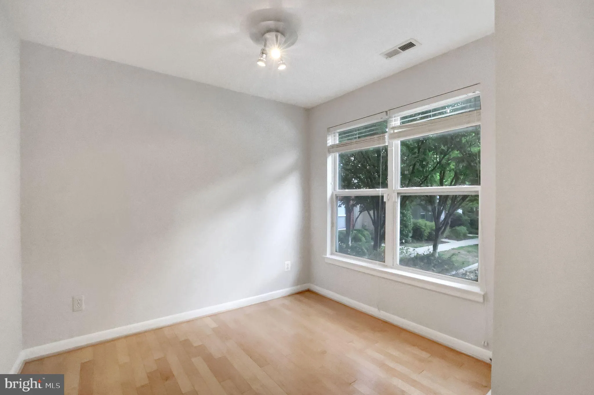 Additional image 47 of 2133 12th Place NW, Washington, DC 20009