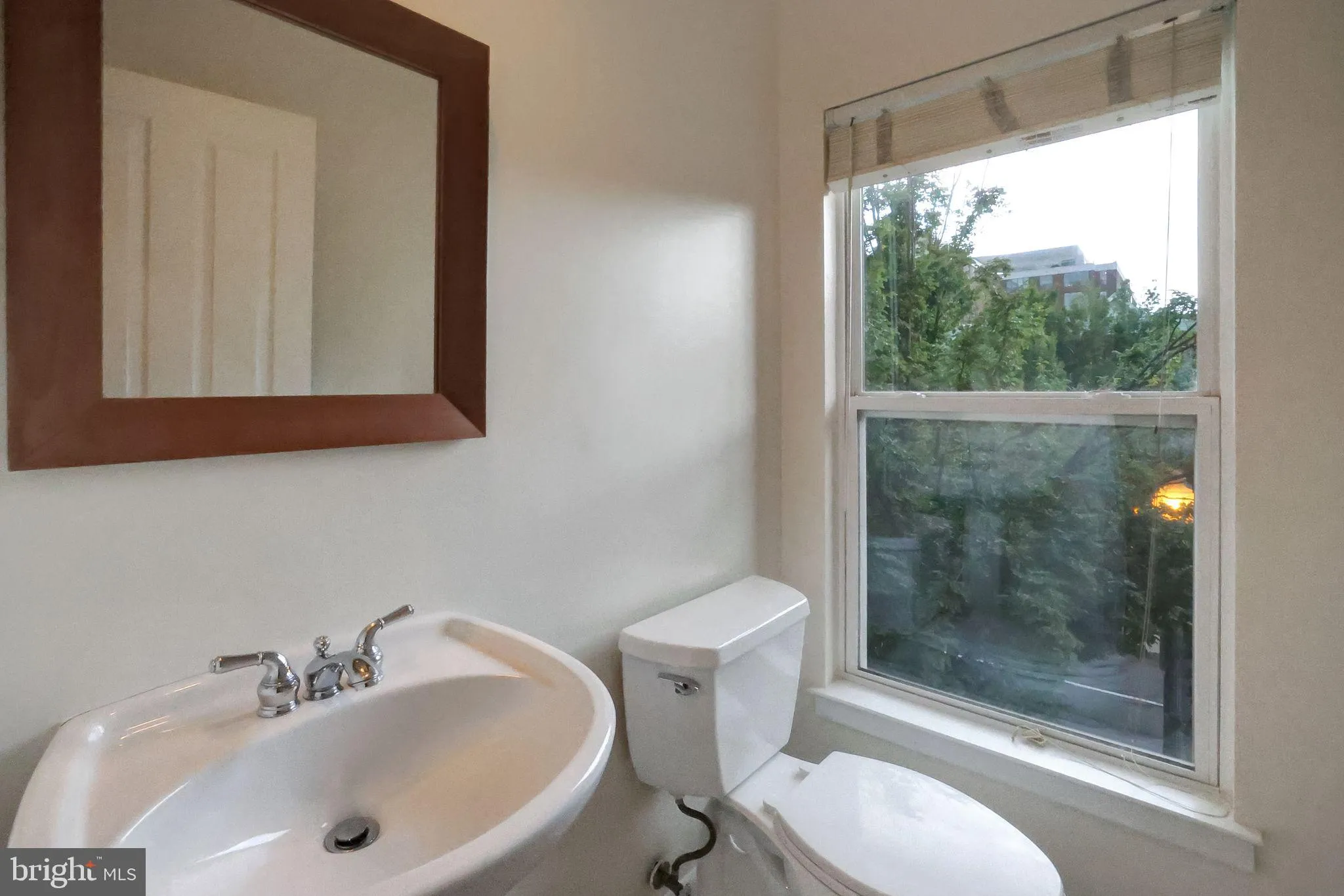 Additional image 36 of 2133 12th Place NW, Washington, DC 20009