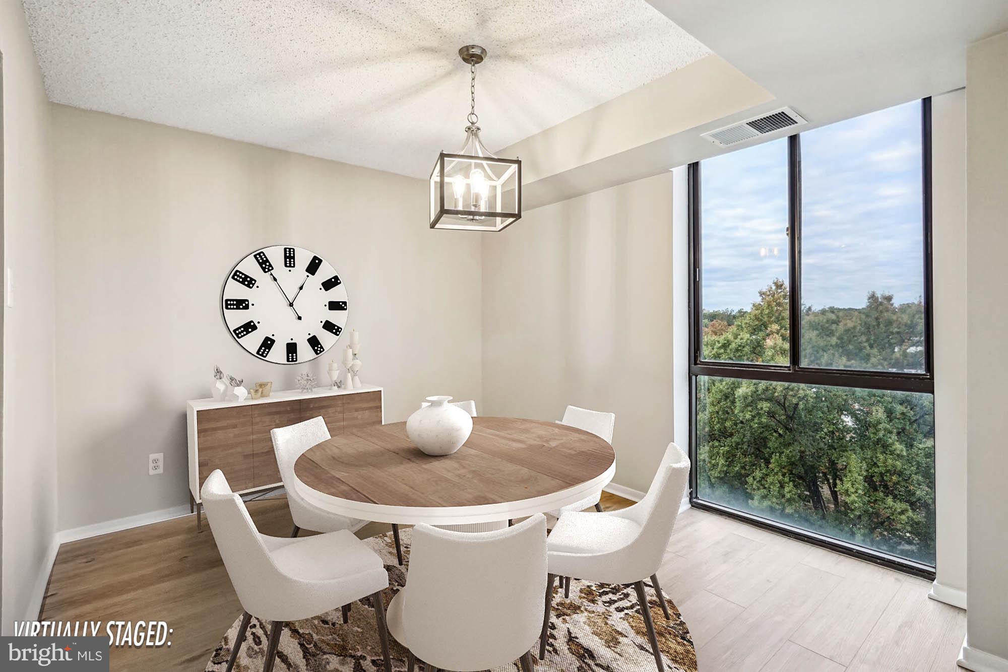 IDYLWOOD TOWERS CONDO - Residential