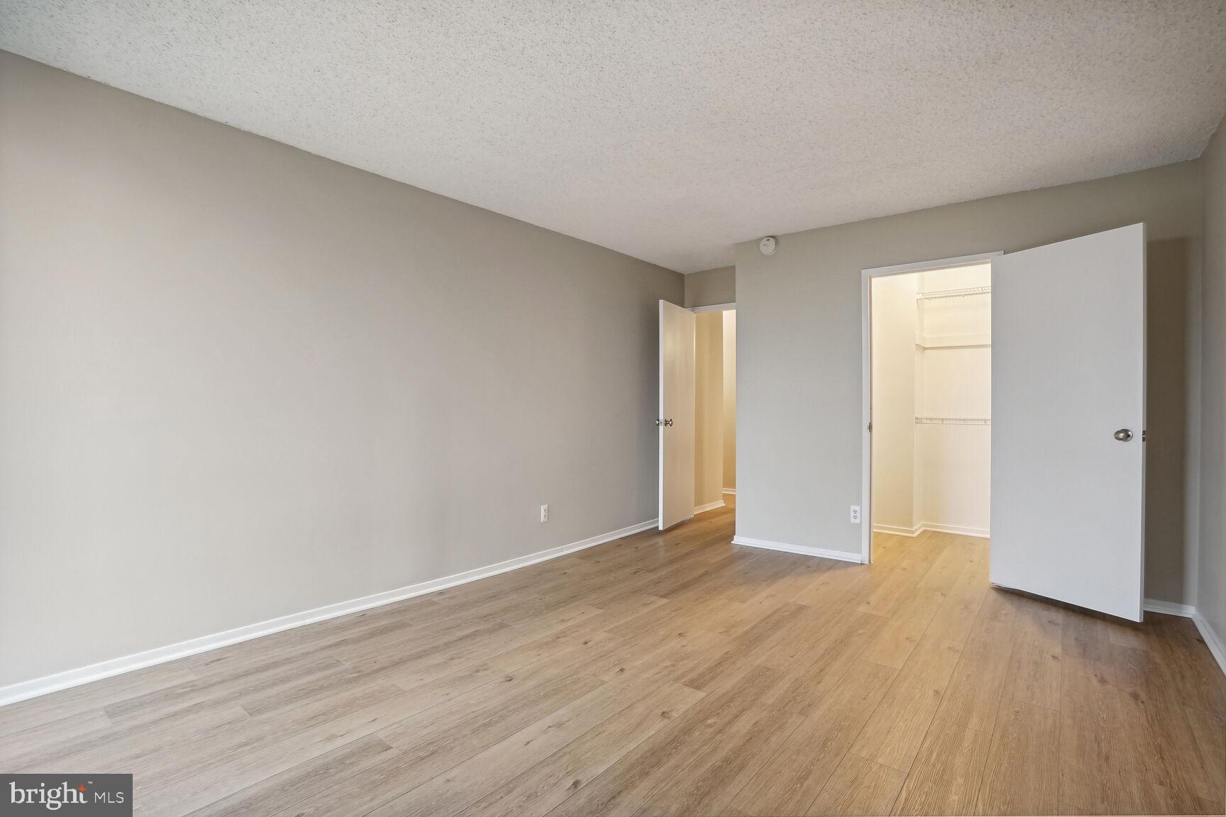 IDYLWOOD TOWERS CONDO - Residential