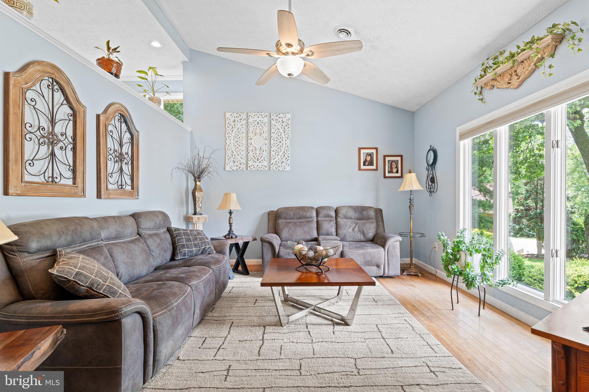 136 BRIARWOOD COURT