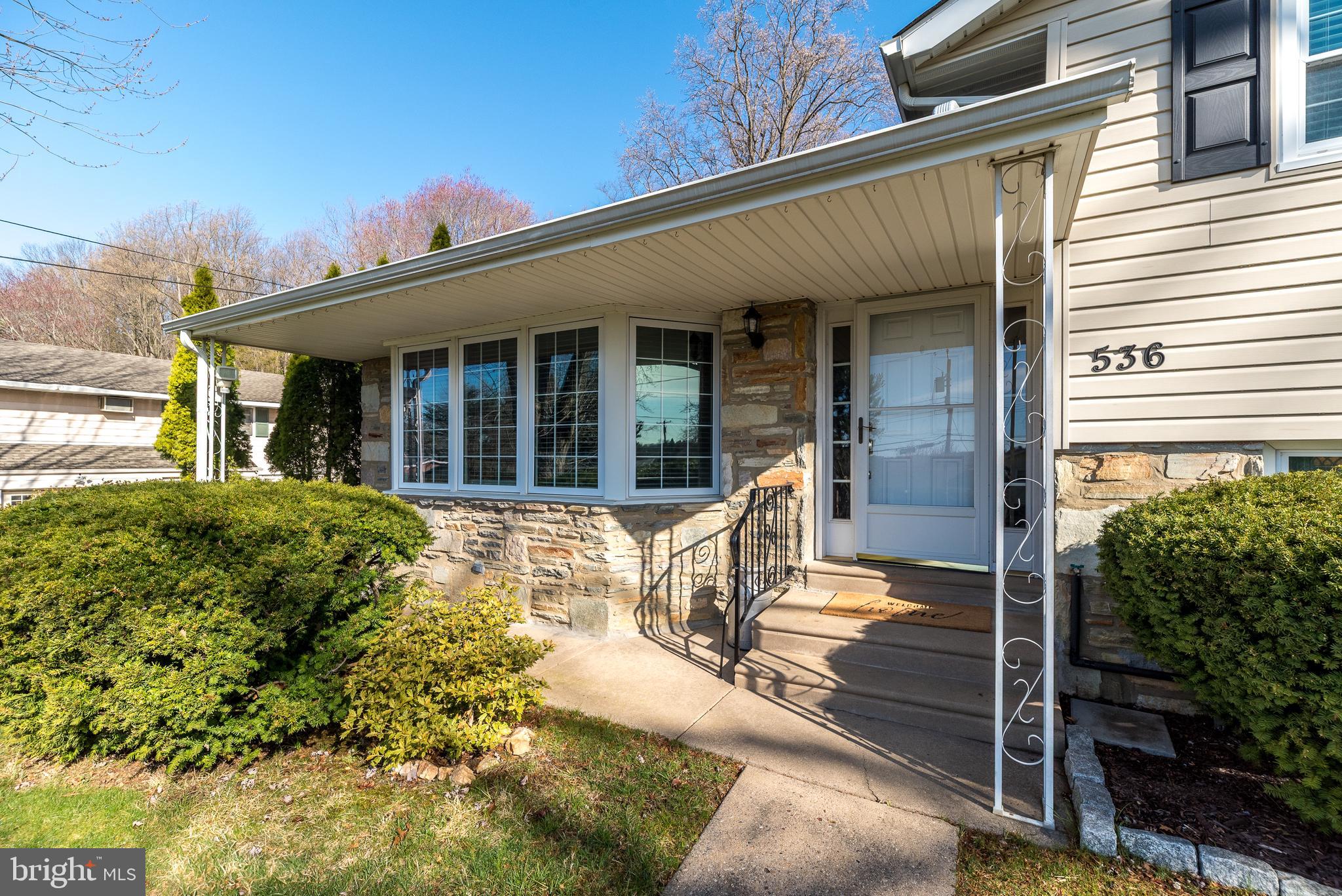 536 MARTIN LANE