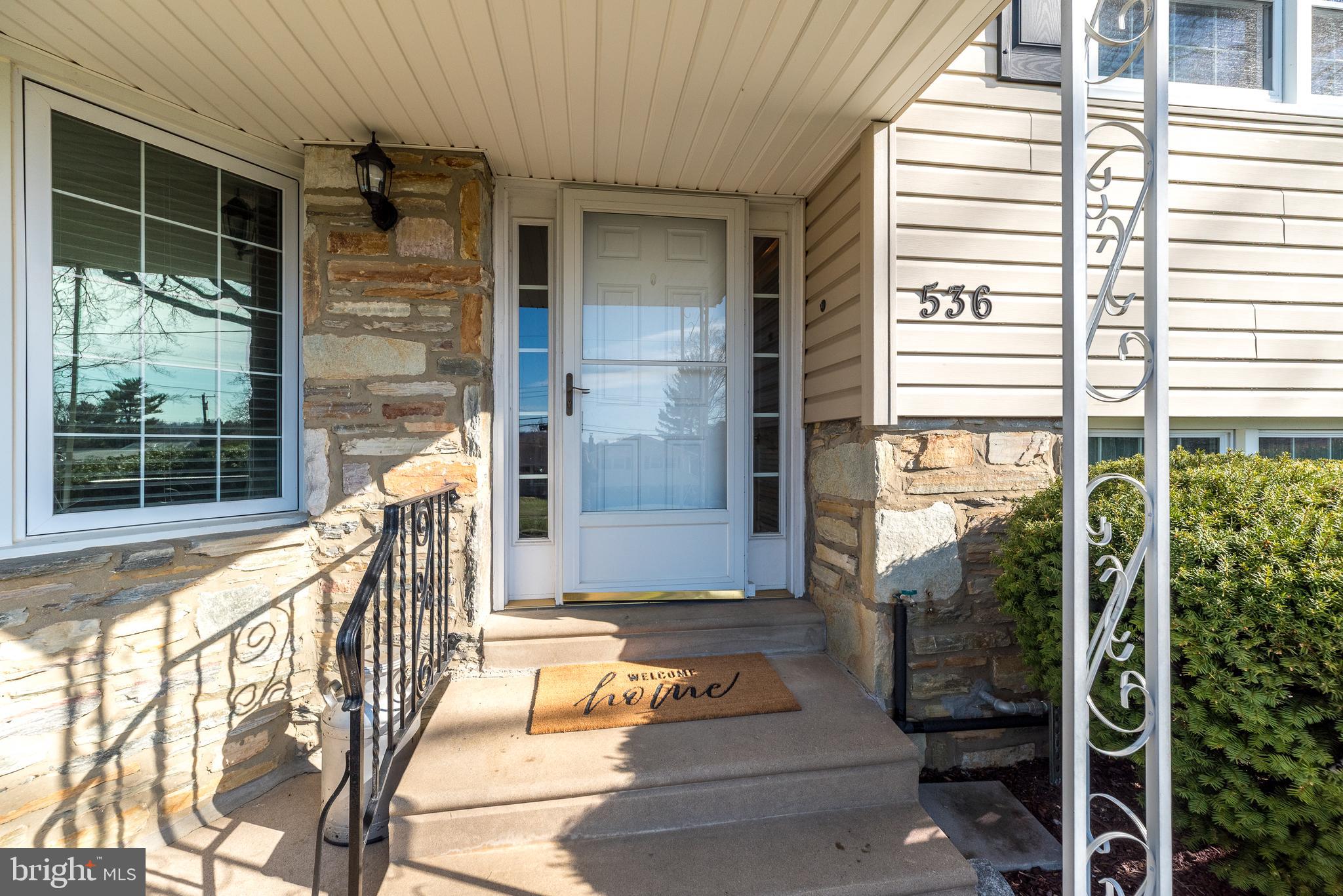 536 MARTIN LANE