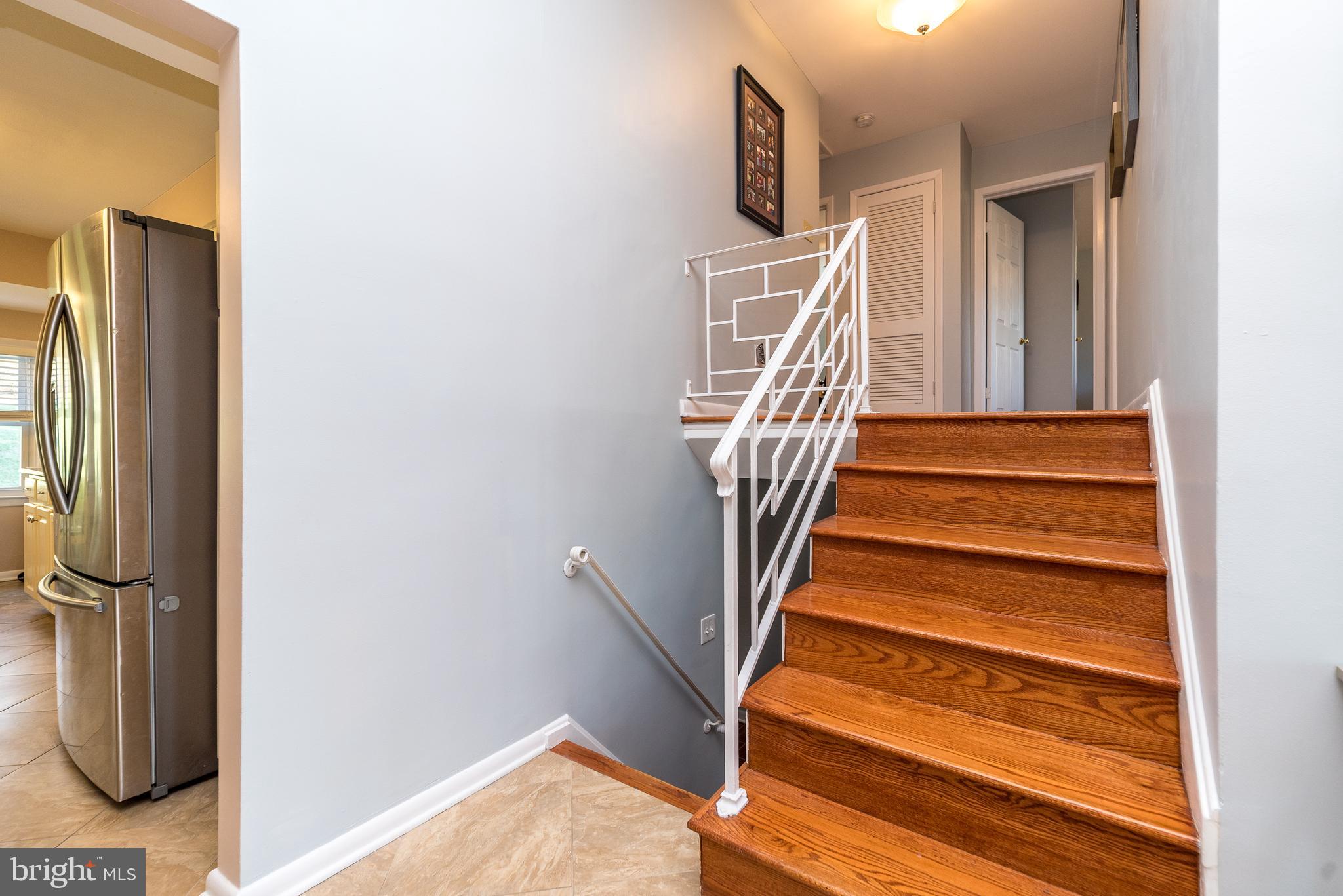 COUNTRY CLUB ESTS - Residential