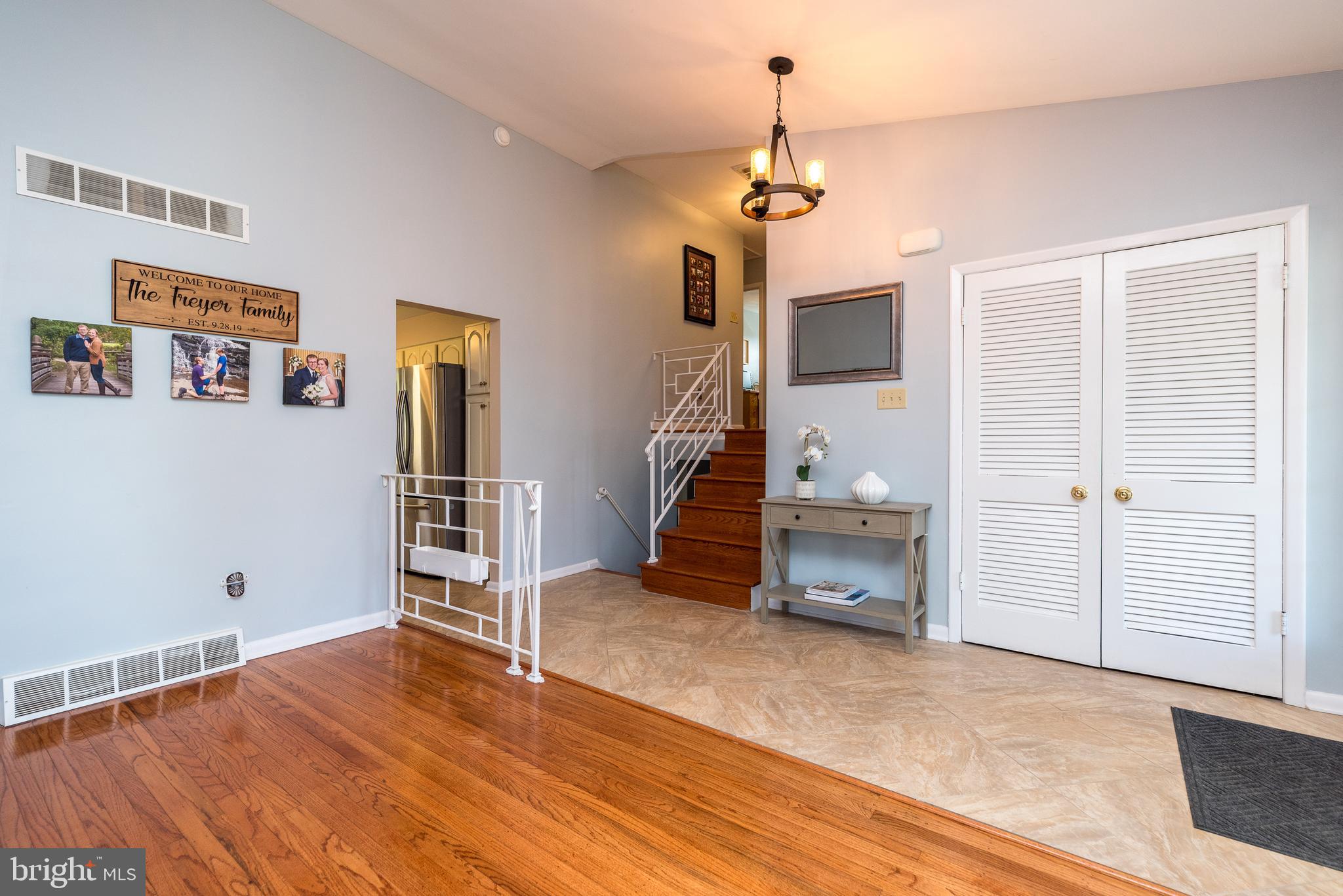 COUNTRY CLUB ESTS - Residential