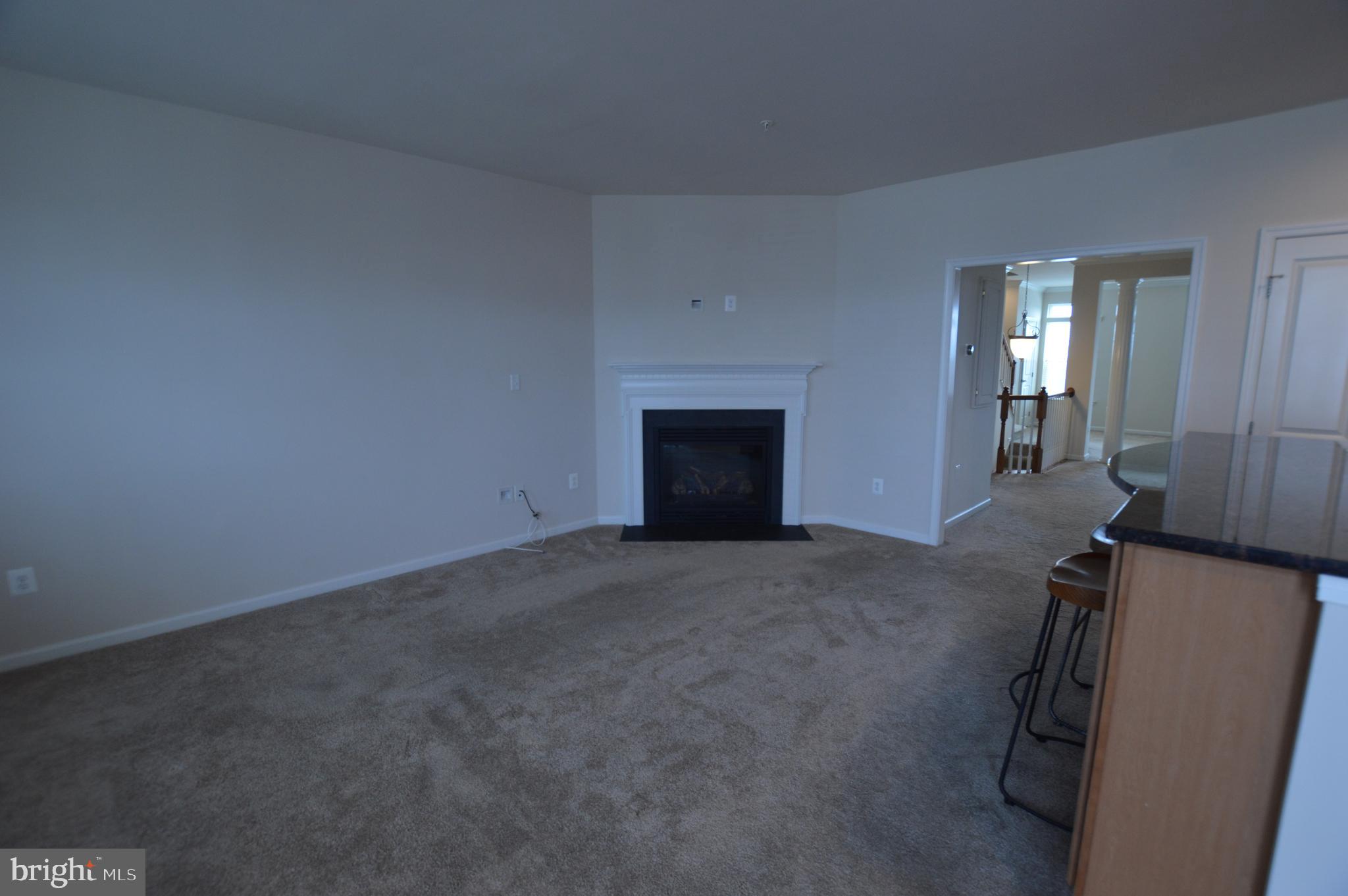 MARKET SQUARE - Residential Lease