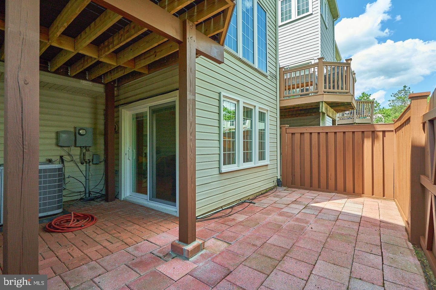 RANDOM HILLS LAND BAY - Residential Lease