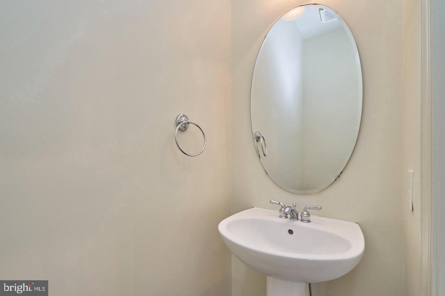 RANDOM HILLS LAND BAY - Residential Lease