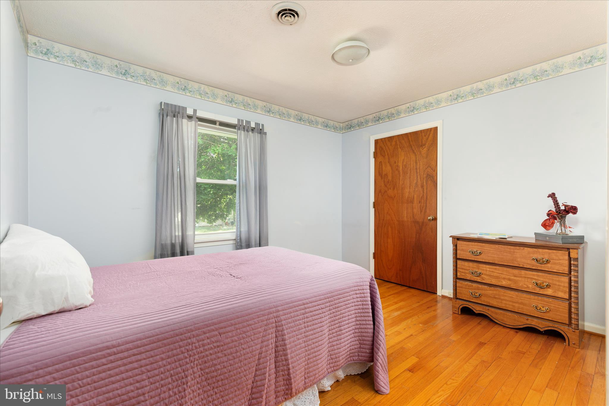 PLEASANT VIEW - Residential