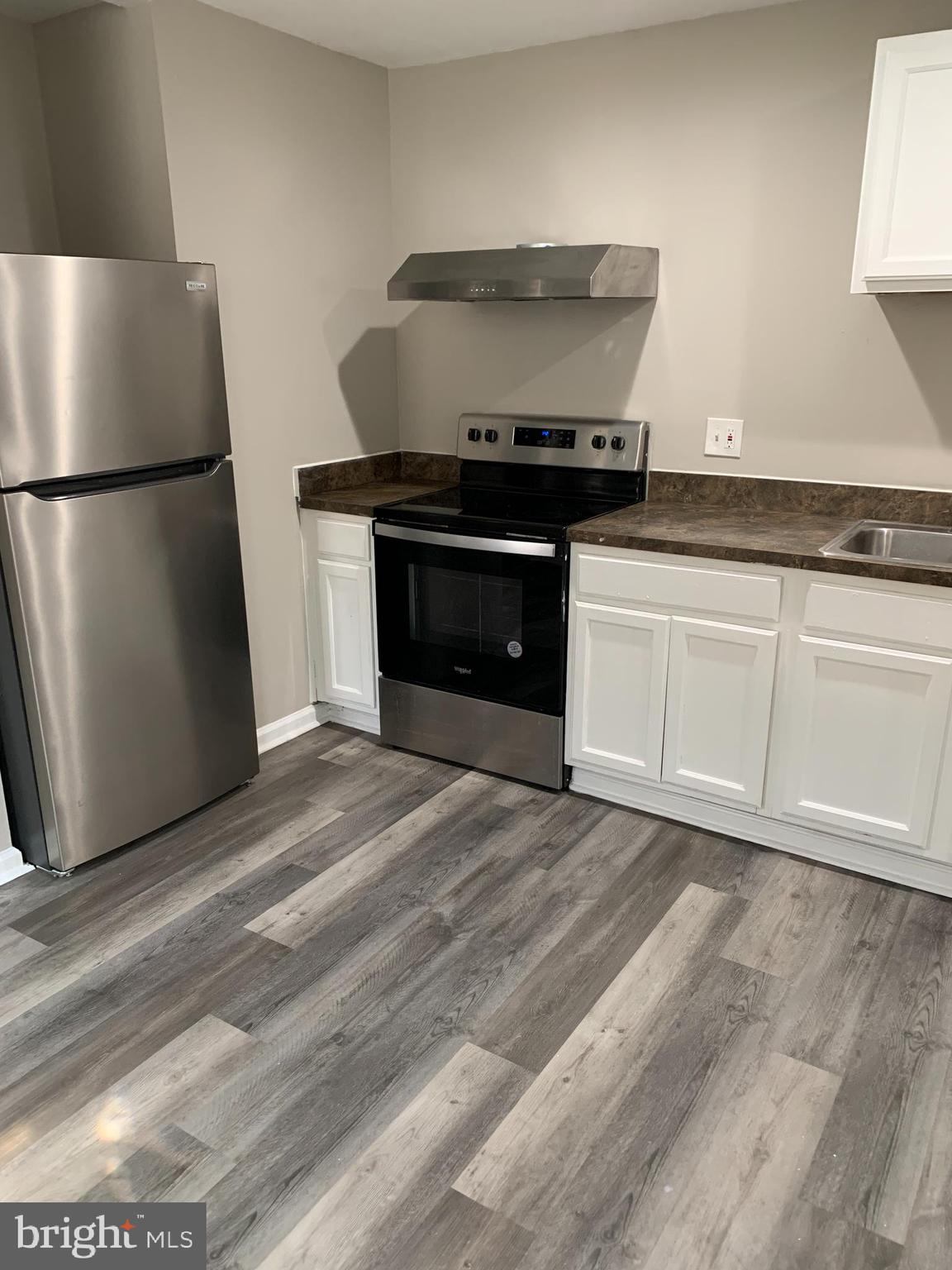 BROADWAY EAST - Residential