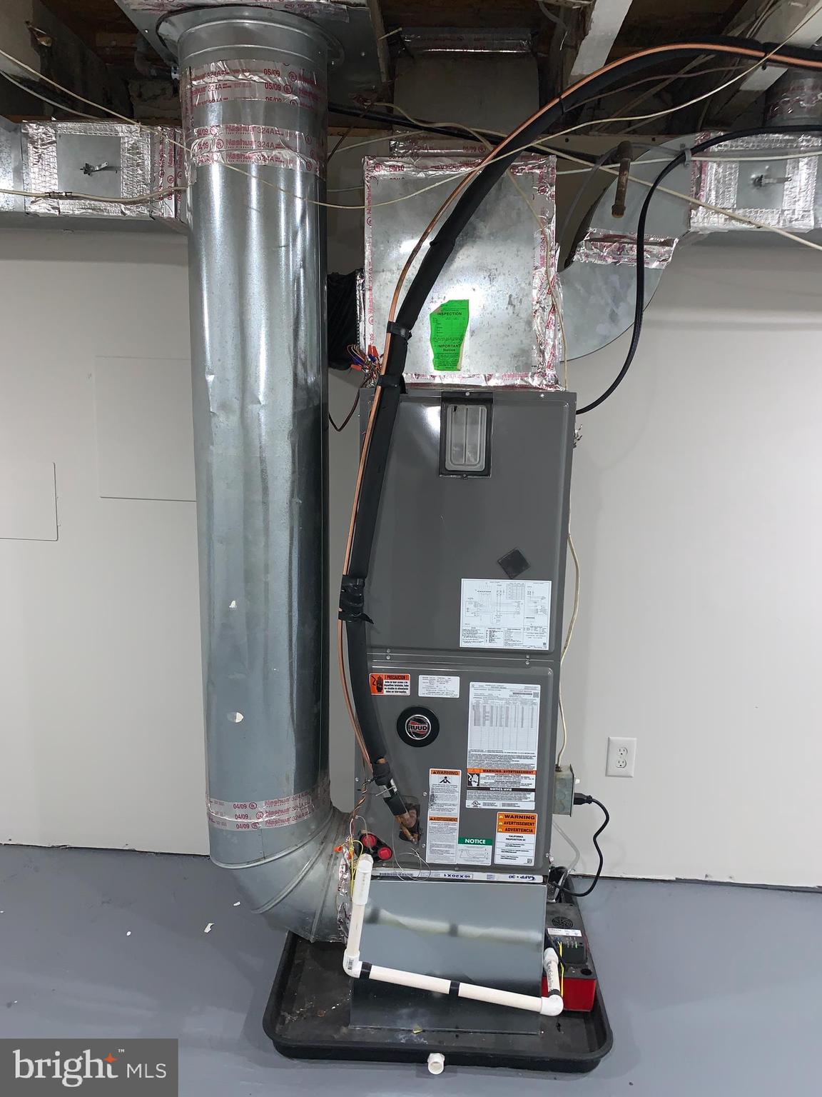 BROADWAY EAST - Residential