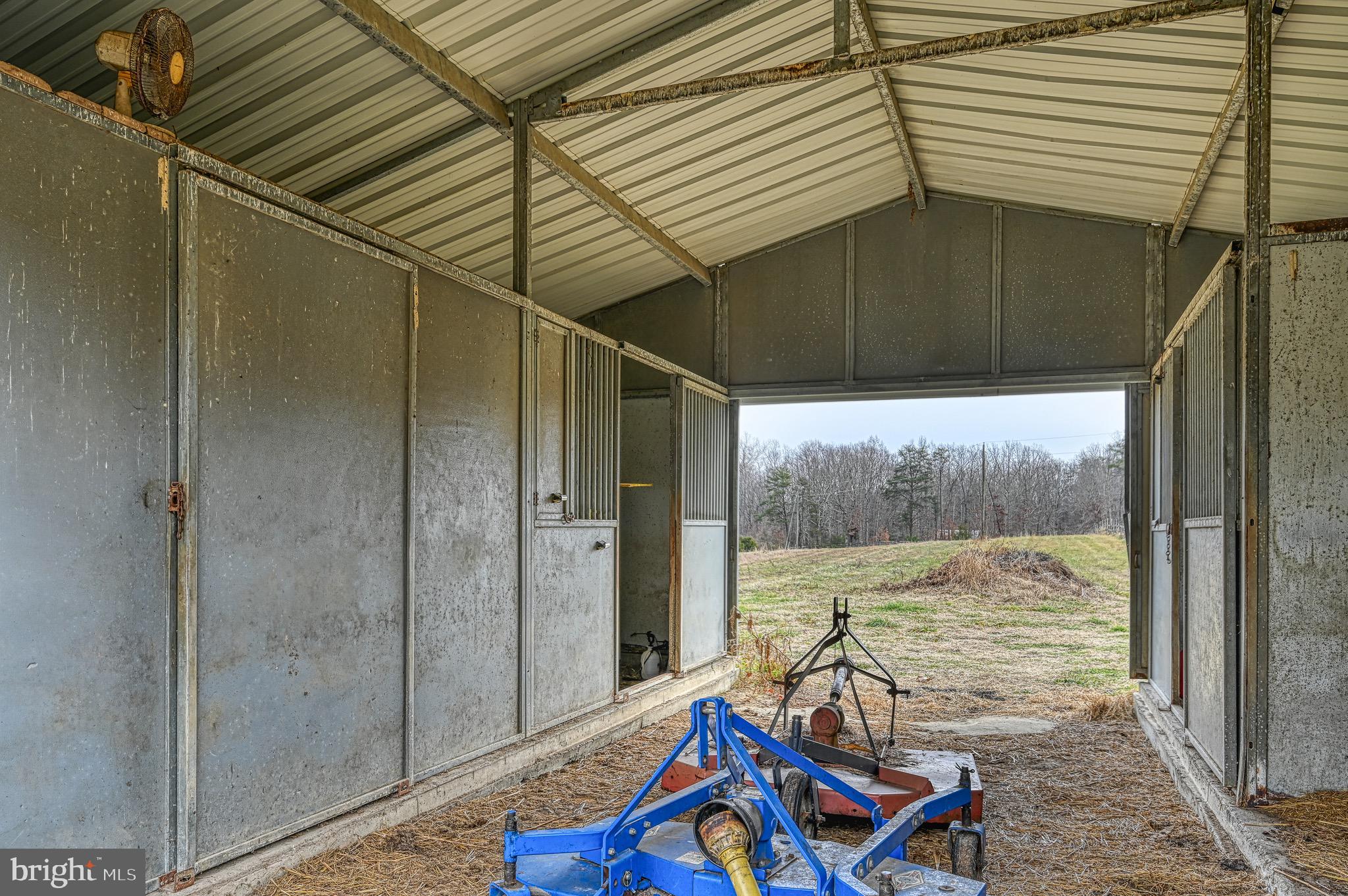 DUCKINGHOLE CREEK - Residential