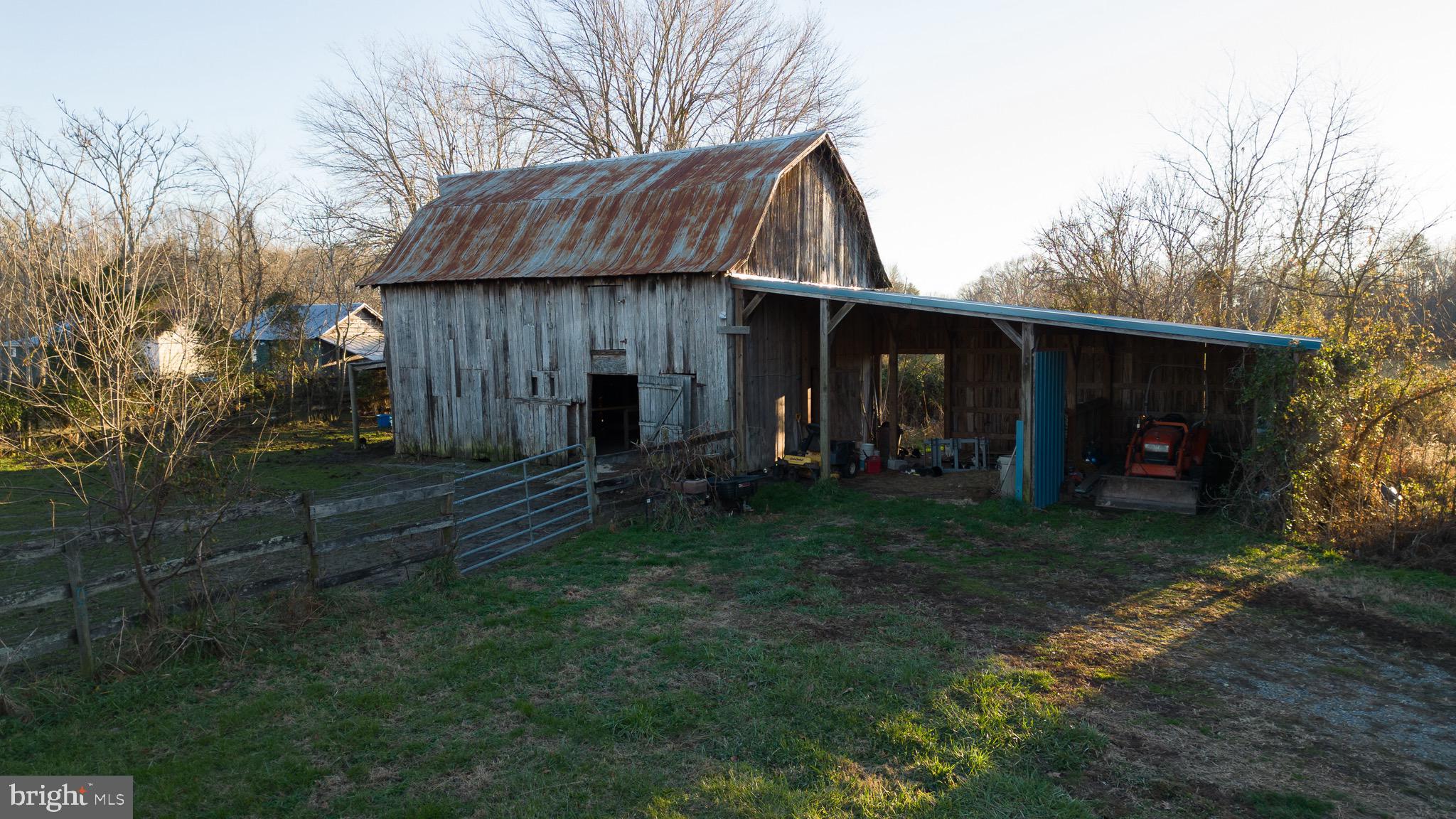 DUCKINGHOLE CREEK - Residential