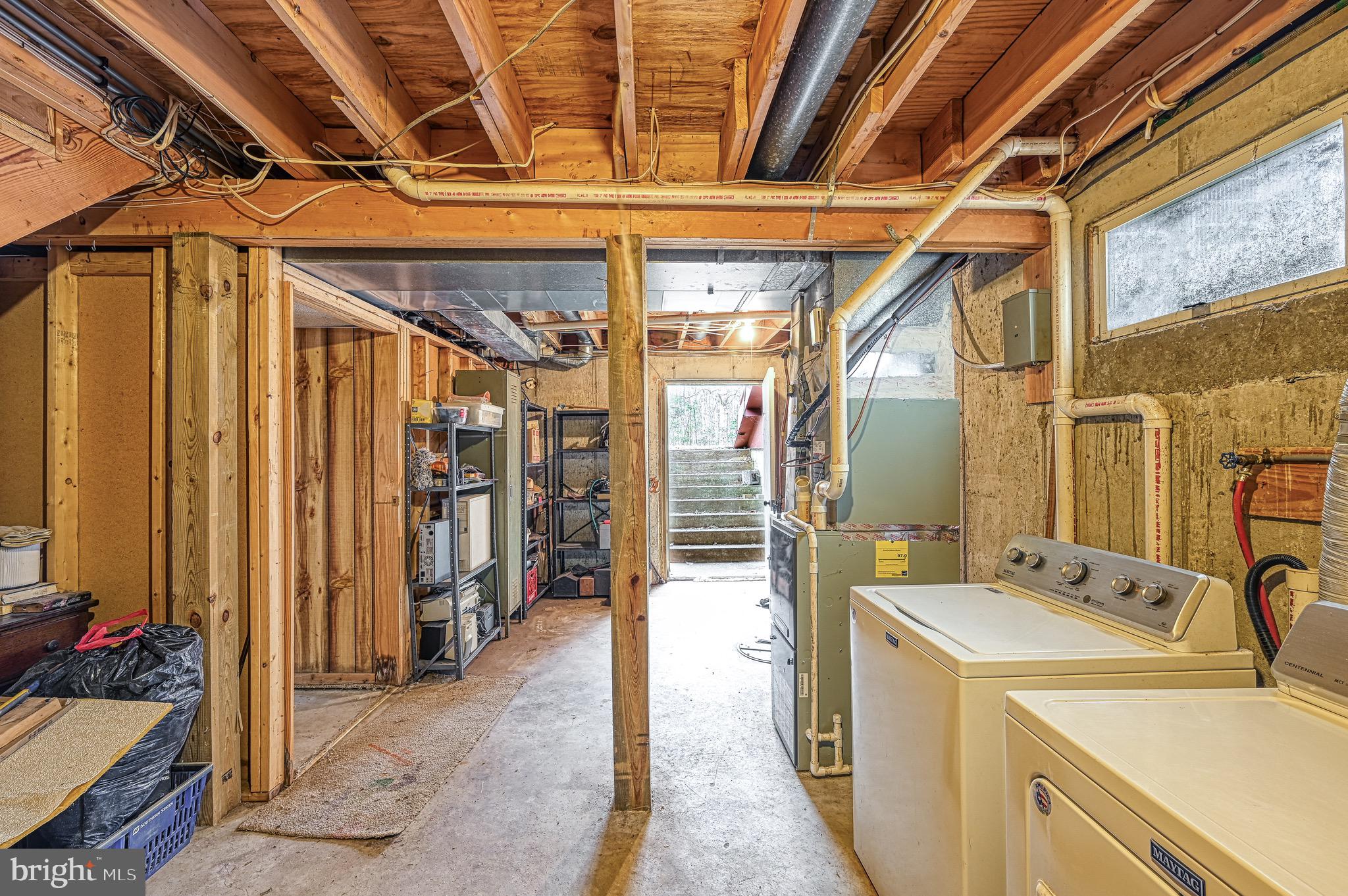 DUCKINGHOLE CREEK - Residential