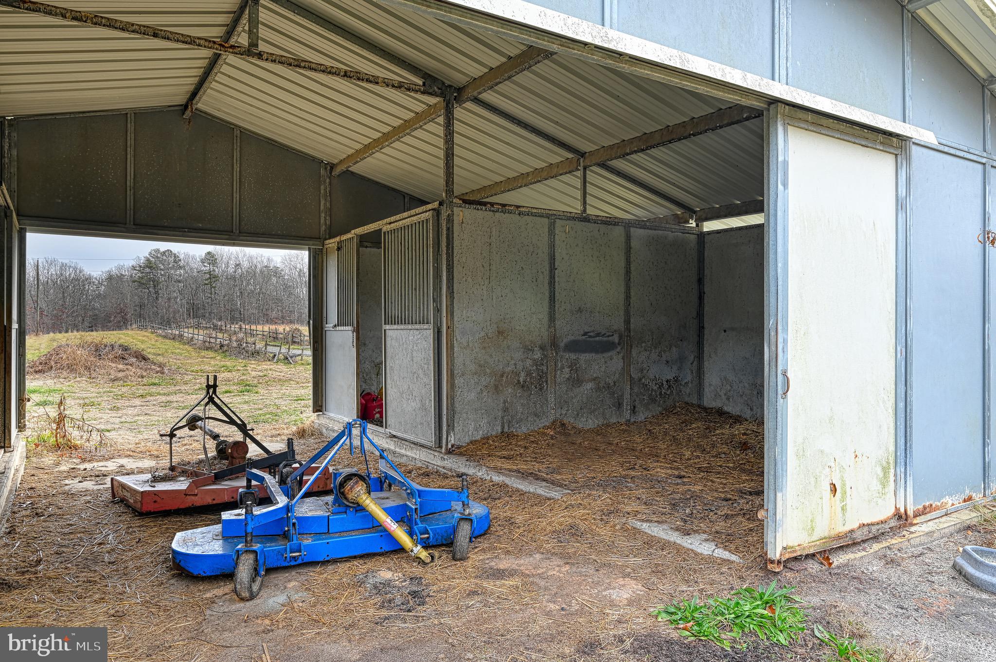 DUCKINGHOLE CREEK - Residential