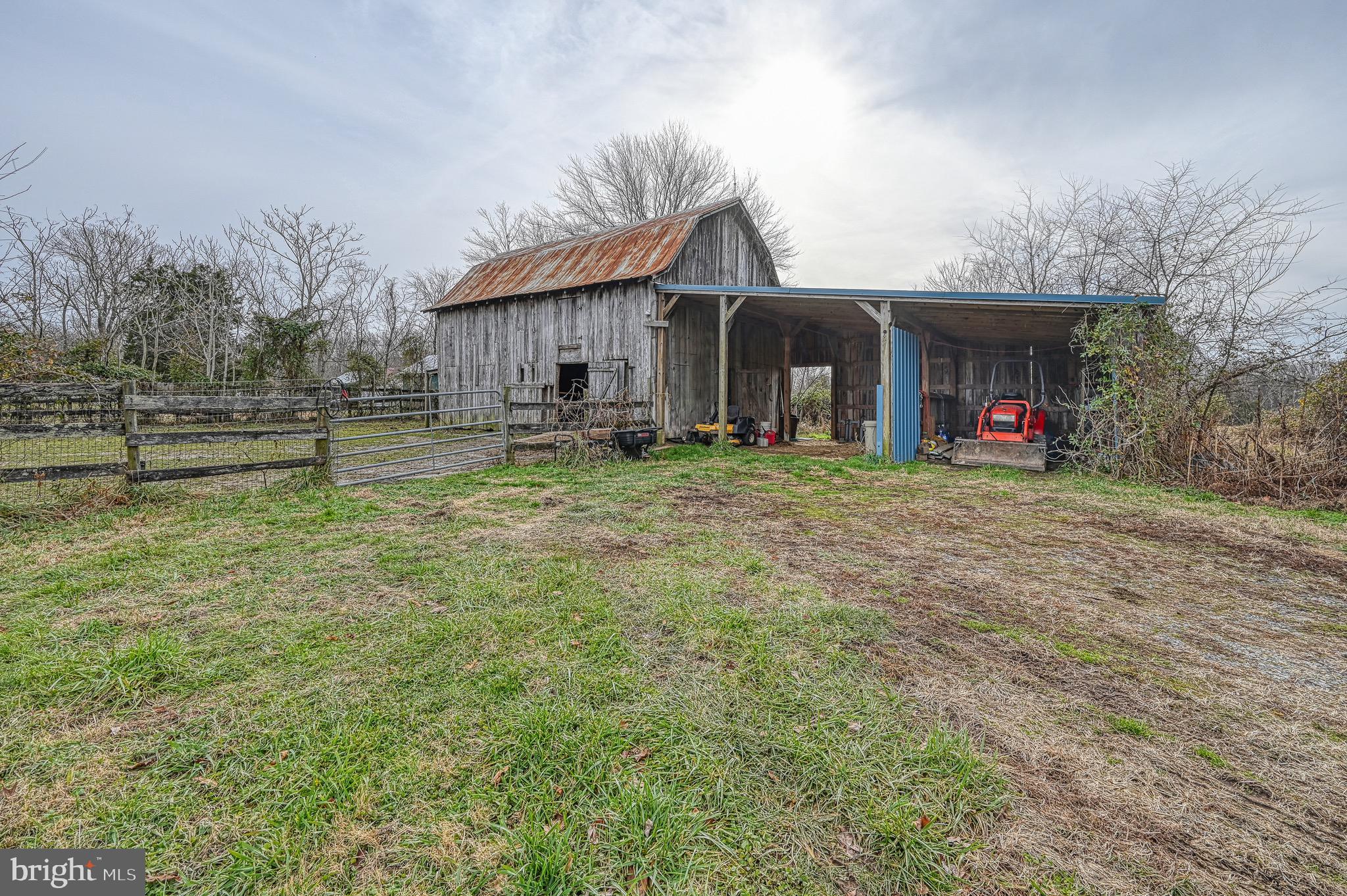 DUCKINGHOLE CREEK - Residential