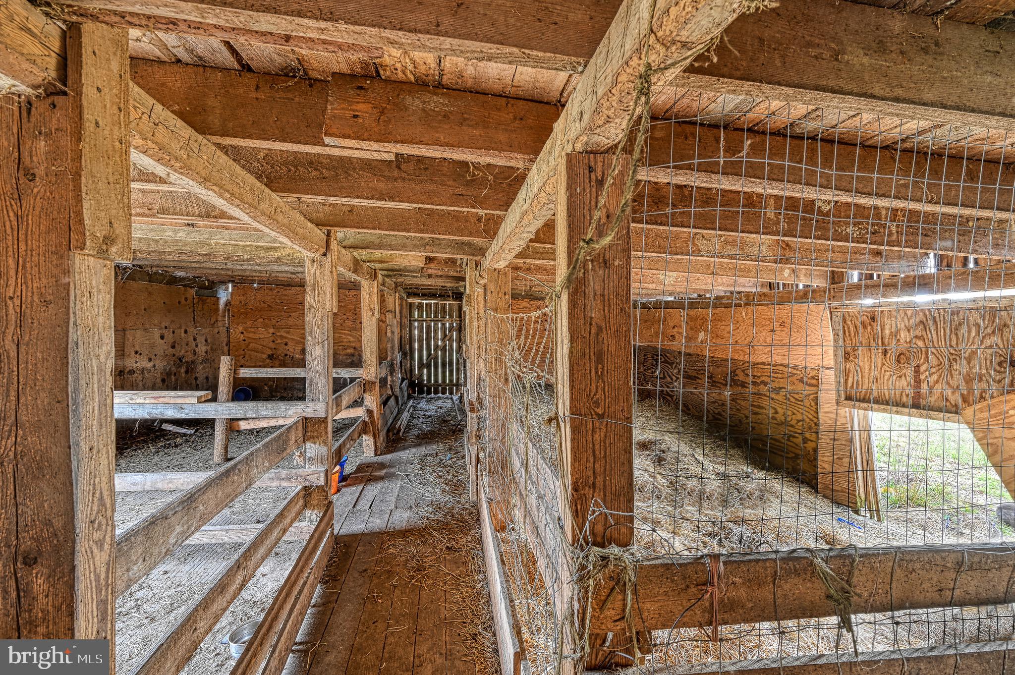 DUCKINGHOLE CREEK - Residential