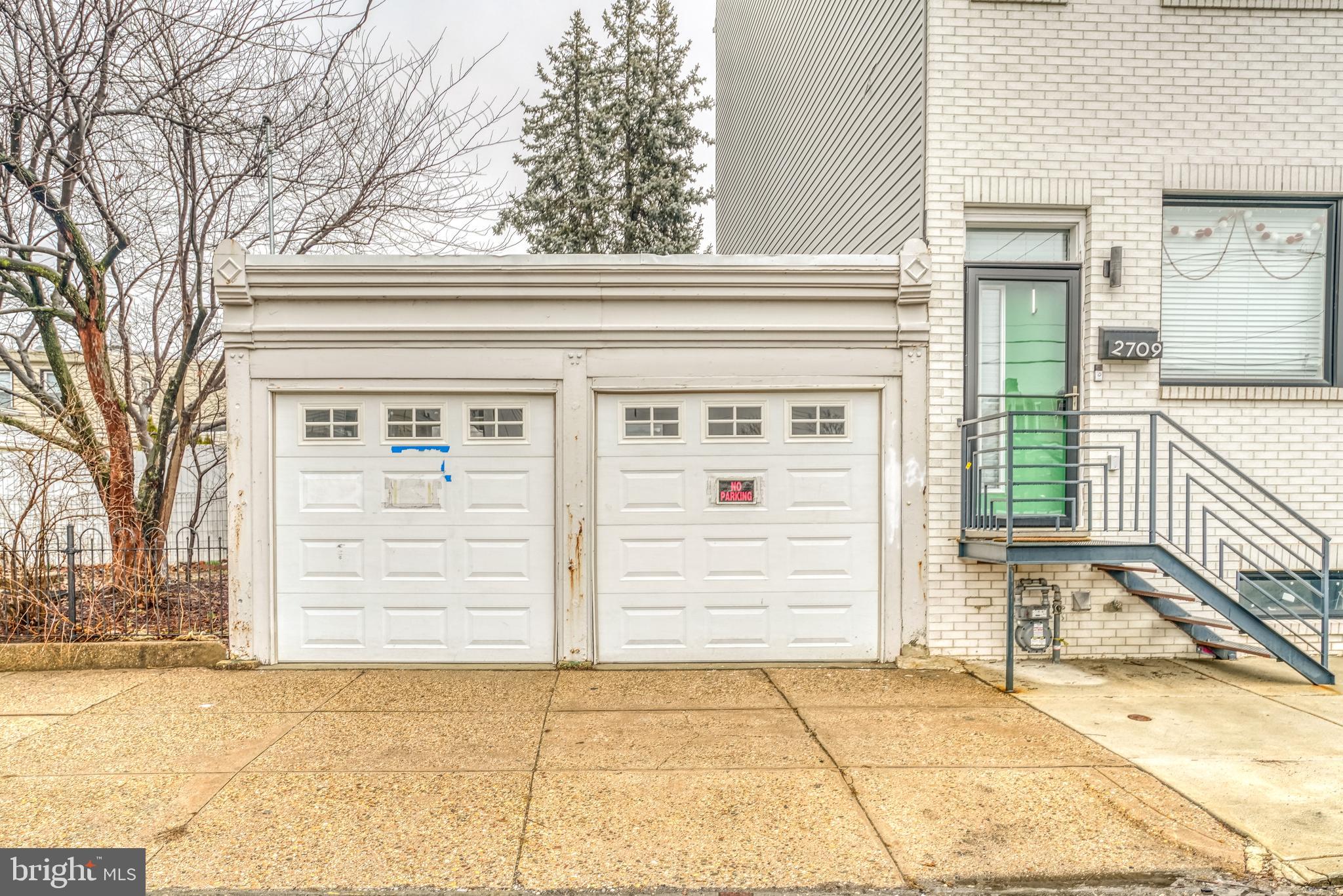 4501 EDGEMONT STREET