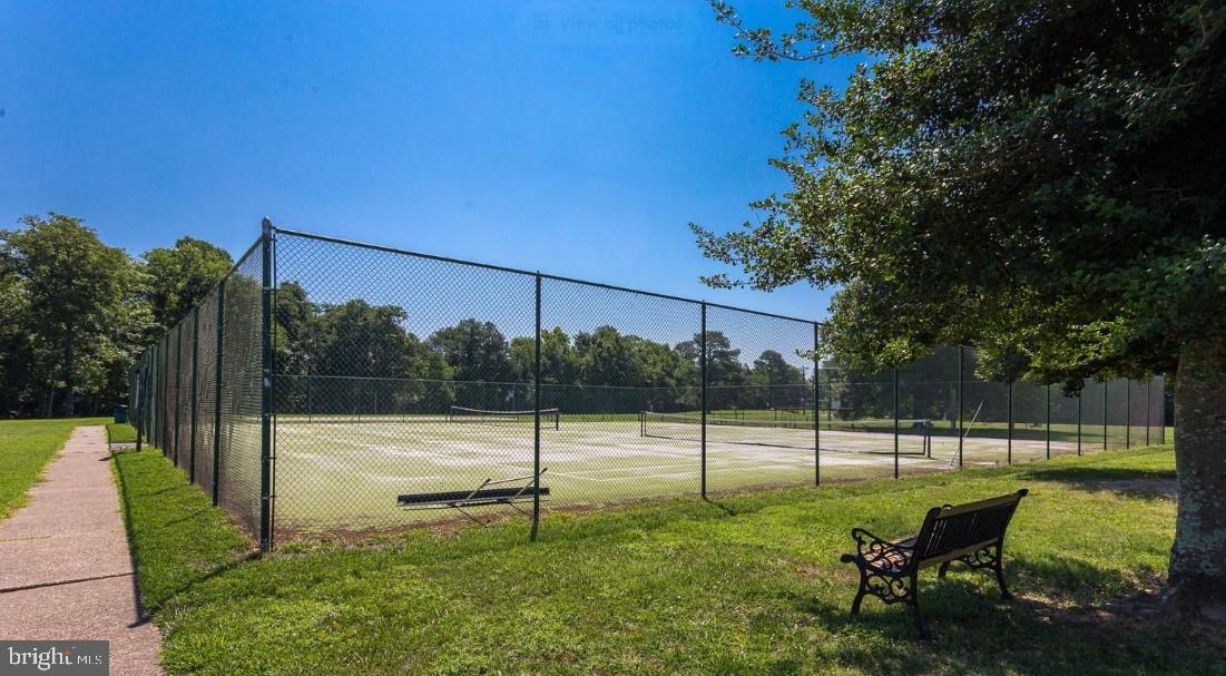 STRATFORD HARBOUR - Residential Lease